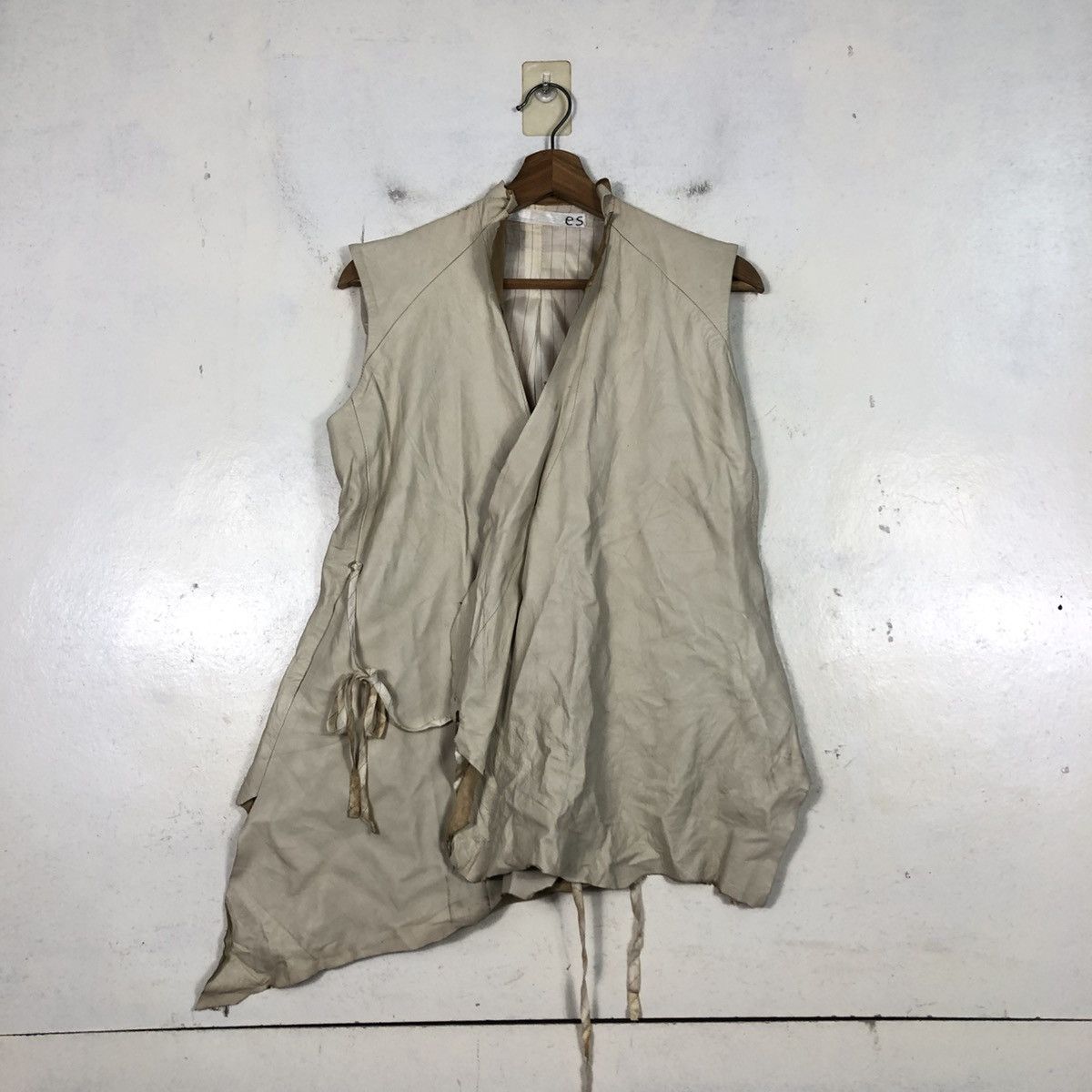 Japanese Brand Distressed Punk Vest Leather Biker Es Sadaharu Hoshino Size US M / EU 48-50 / 2 - 3 Thumbnail