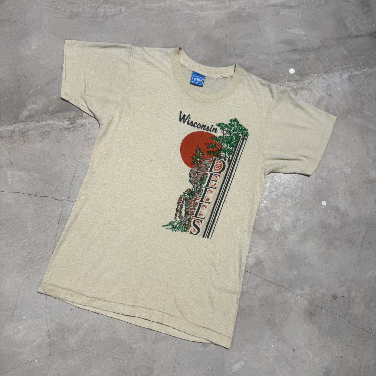 Other Vintage 70’s Wisconsin Dells T-shirt Size US XS / EU 42 / 0 - 1 Thumbnail
