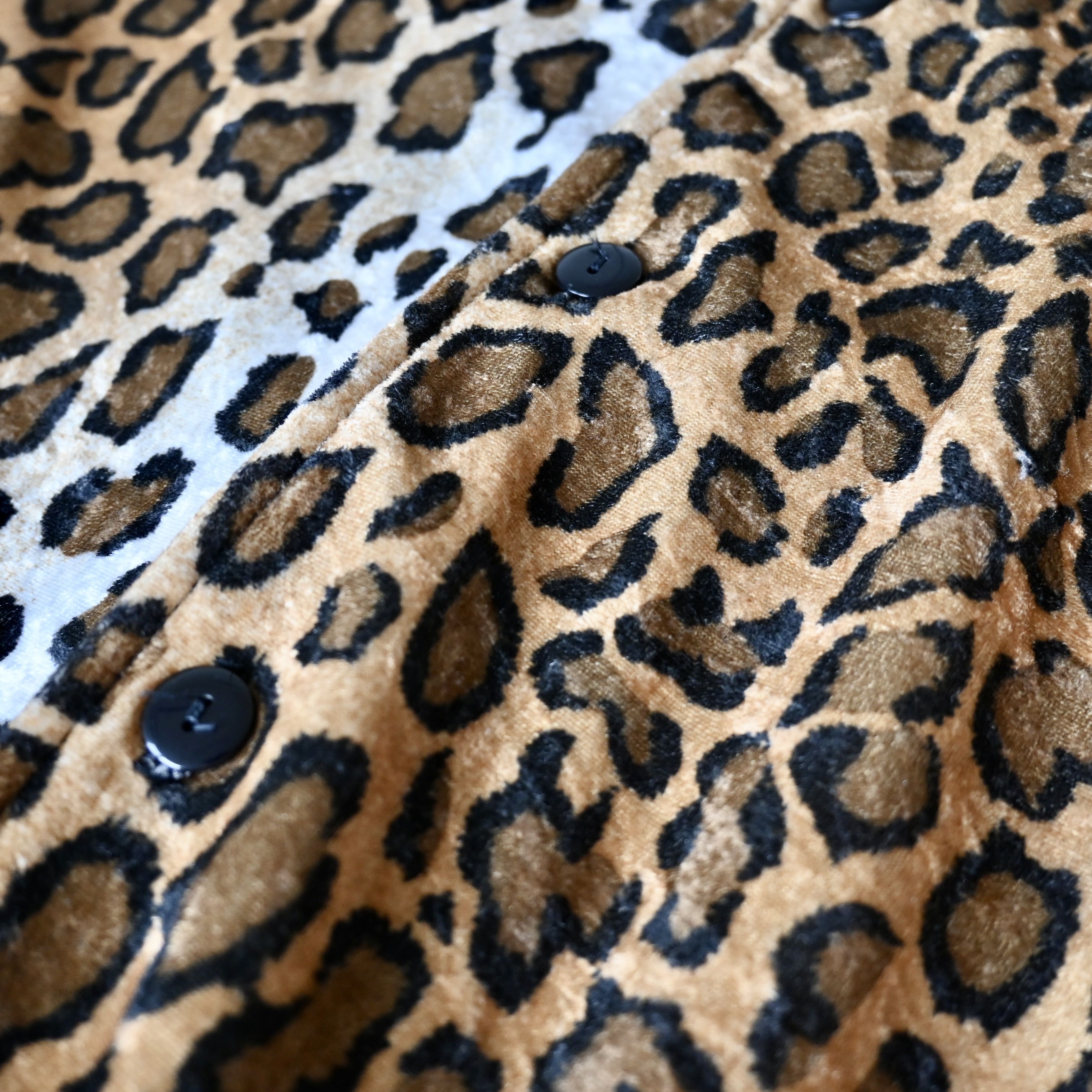 Vintage VTG 1990s Serious Clothing leopard fabric short sleeve shirt Size US L / EU 52-54 / 3 - 10 Thumbnail
