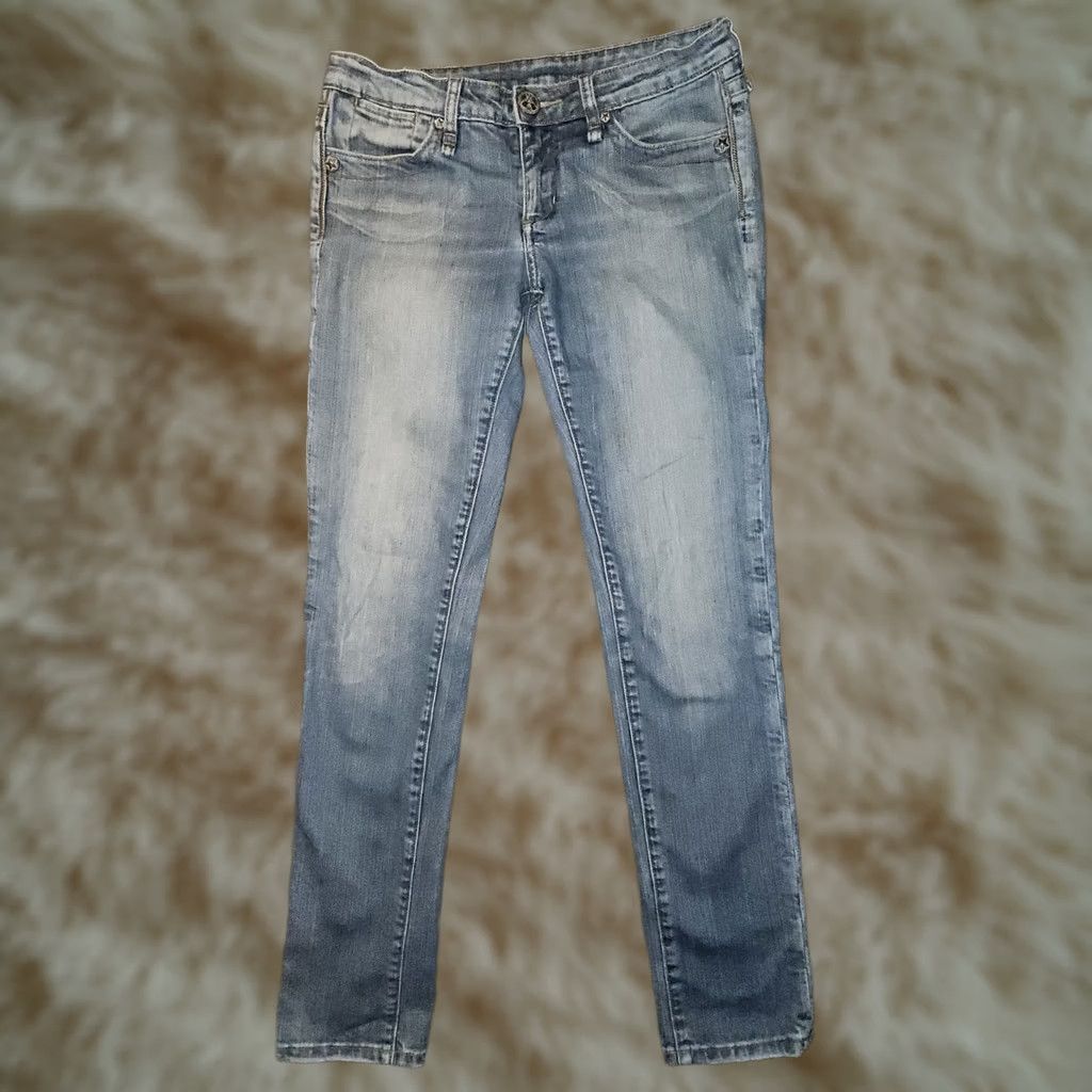 Denime BCBGirls Skinny Jeans Women's 28 Low Rise Blue Denim Western Cowgirl Country Jeans Color Blue 31 Inseam Pockets Stretch Womens Size 28" / US 6 / IT 42 - 1 Thumbnail
