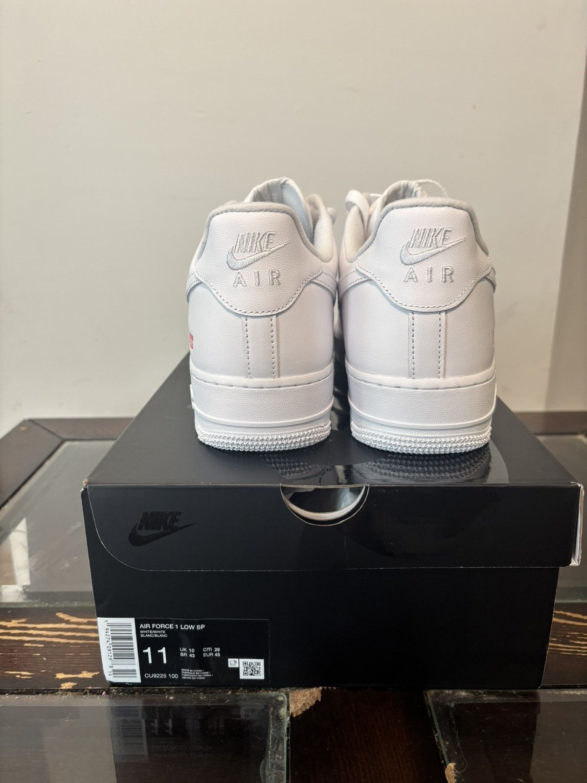 Nike Air Force 1 Supreme White Size US 11 / EU 44 - 3 Thumbnail