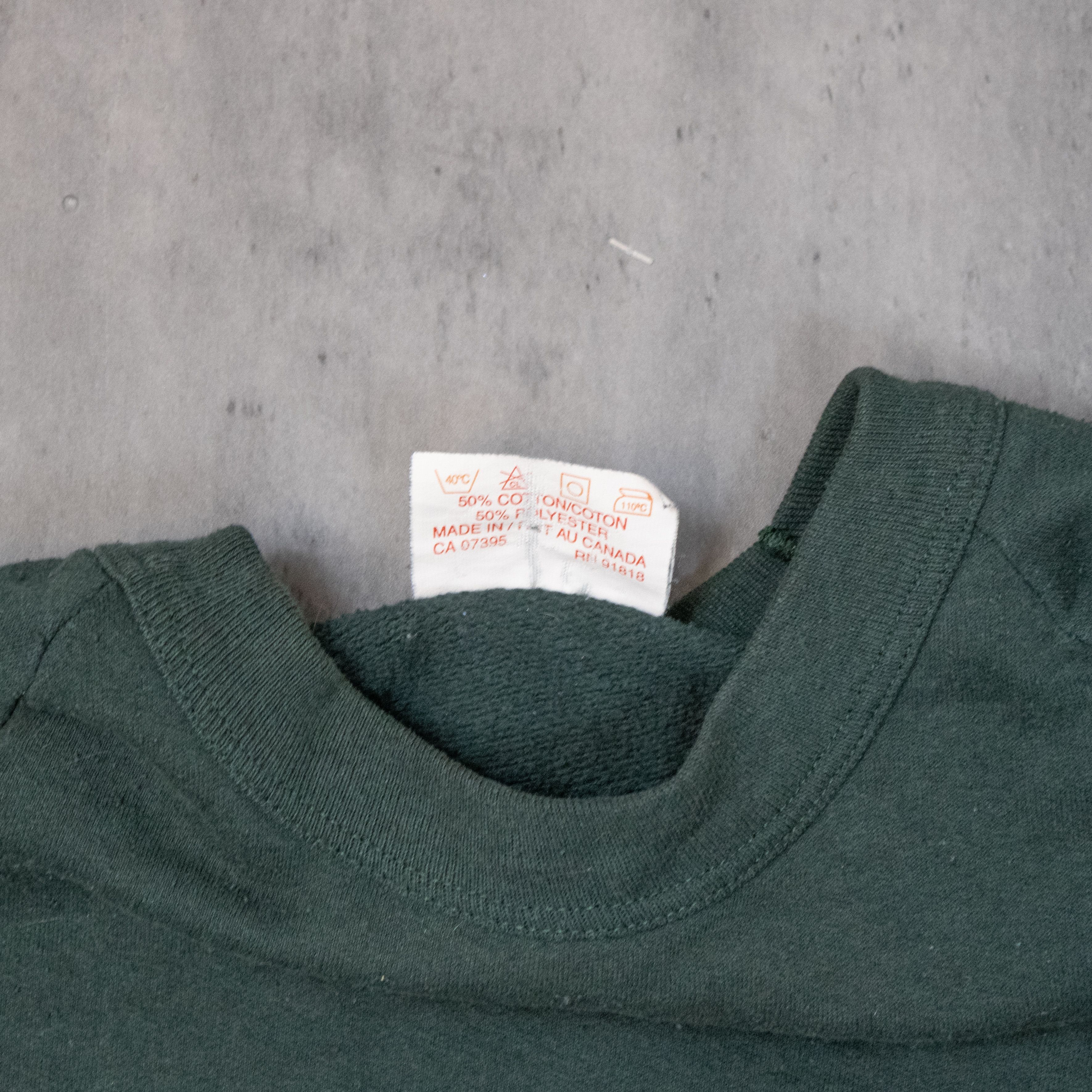 Japanese Brand Vintage 1980's Penman's Cropped & Boxy Blank Green Crewneck Size US L / EU 52-54 / 3 - 7 Thumbnail