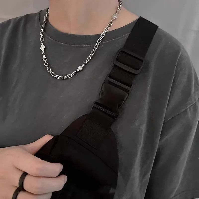 Jewelry Big O chain Square Shape Pendant Necklace Size ONE SIZE - 6 Thumbnail