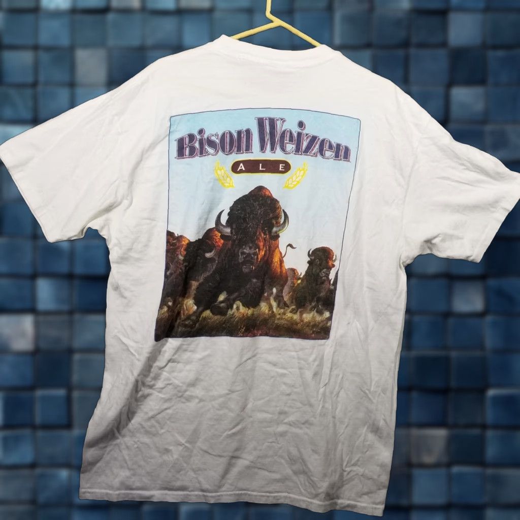 Hanes VINTAGE Bricktown Brewery Shirt Bison Weizen Ale Tee Mens XL White Beer Promo Oklahoma City Adults XL White Graphic Print 90s Concert? Size US XL / EU 56 / 4 - 1 Thumbnail