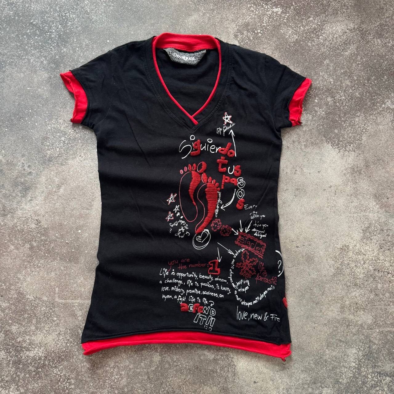Desigual Y2K Desigual Vintage Crazy T-Shirt (Jean Paul Gaultier vibe) Size S / US 4 / IT 40 - 1 Thumbnail