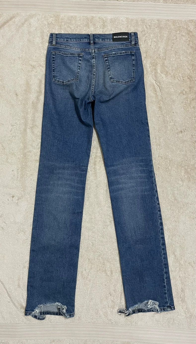 Balenciaga Balenciaga Distressed Denim Pants Size US 30 / EU 46 - 1 Thumbnail