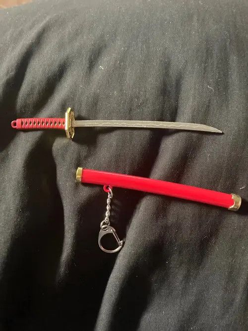 Anime Red Roronoa Zoro Sword Key Chain + Holder Size ONE SIZE - 3 Thumbnail