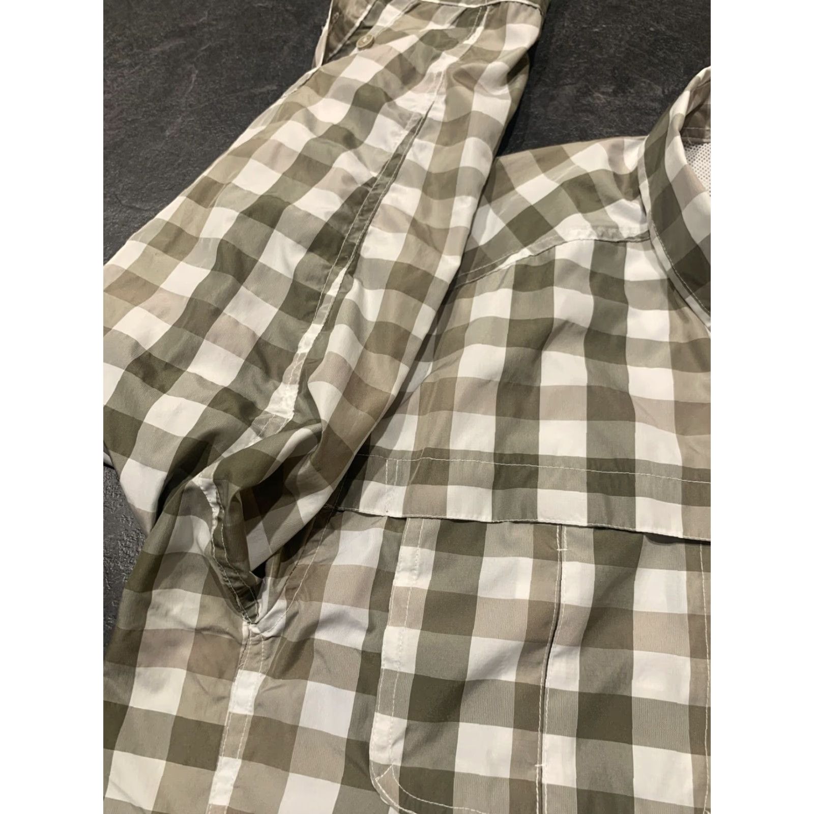 Vintage Ocean & Coast Men's L Nylon Polyester Plaid Tab Sleeve Button Down Vented Shirt Size US L / EU 52-54 / 3 - 7 Thumbnail