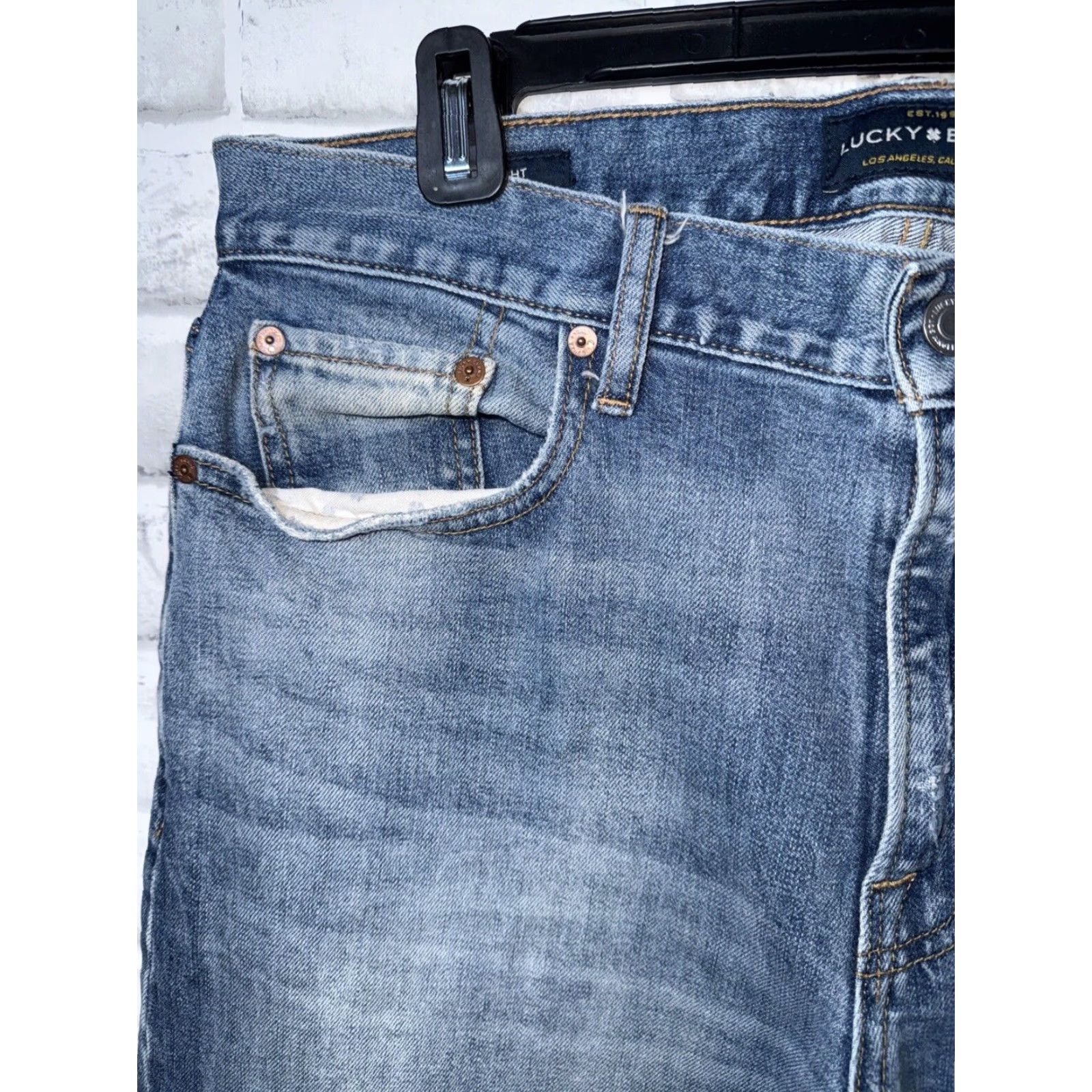 Lucky Brand Lucky Brand Jeans Mens 33x30 Blue Fade 363 Straight Naturally Distressed Size US 33 - 3 Thumbnail