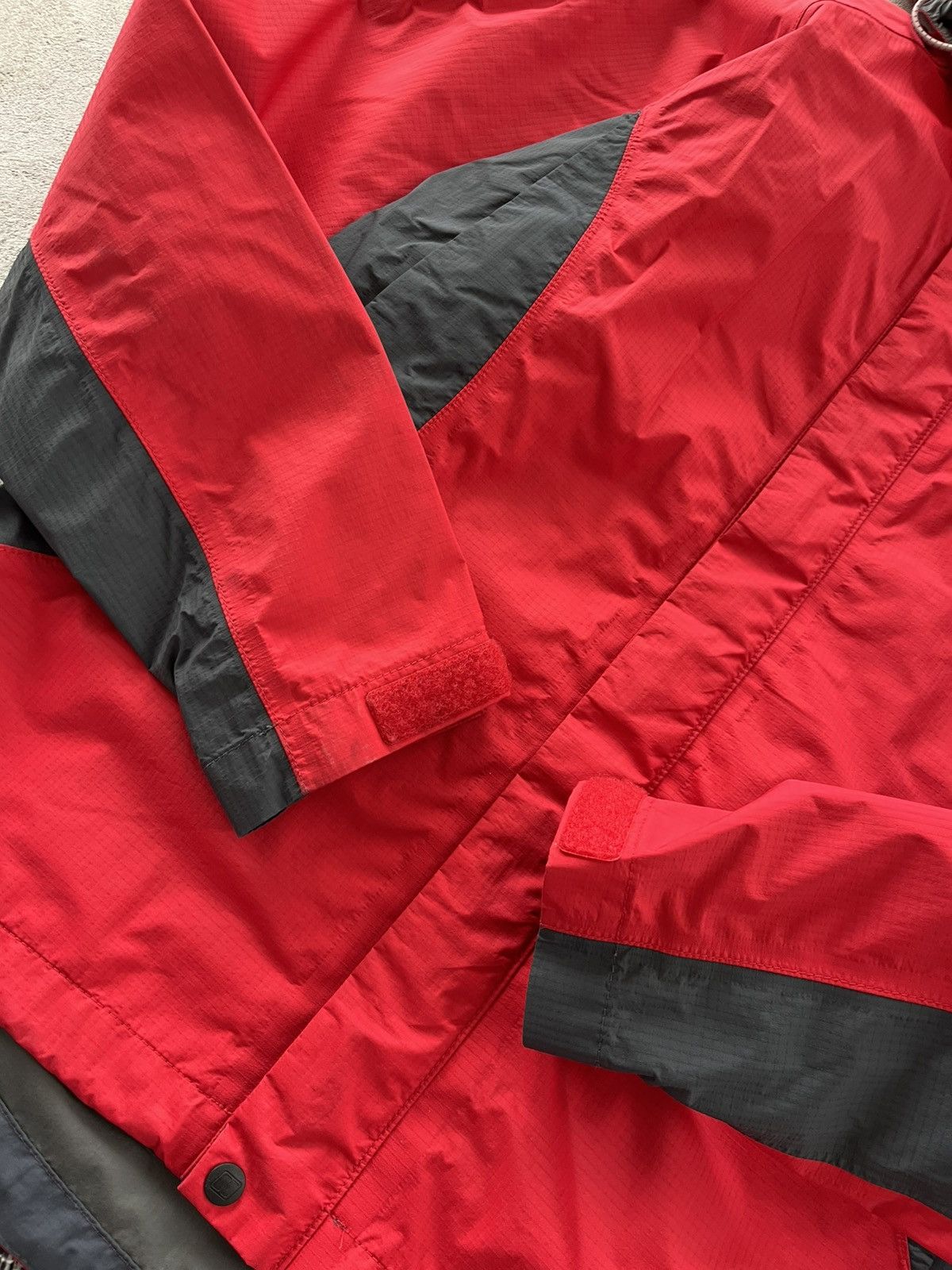 Berghaus Vintage Berghaus GoreTex PacLite Red windbreaker Jacket Y2K Size M / US 6-8 / IT 42-44 - 9 Thumbnail