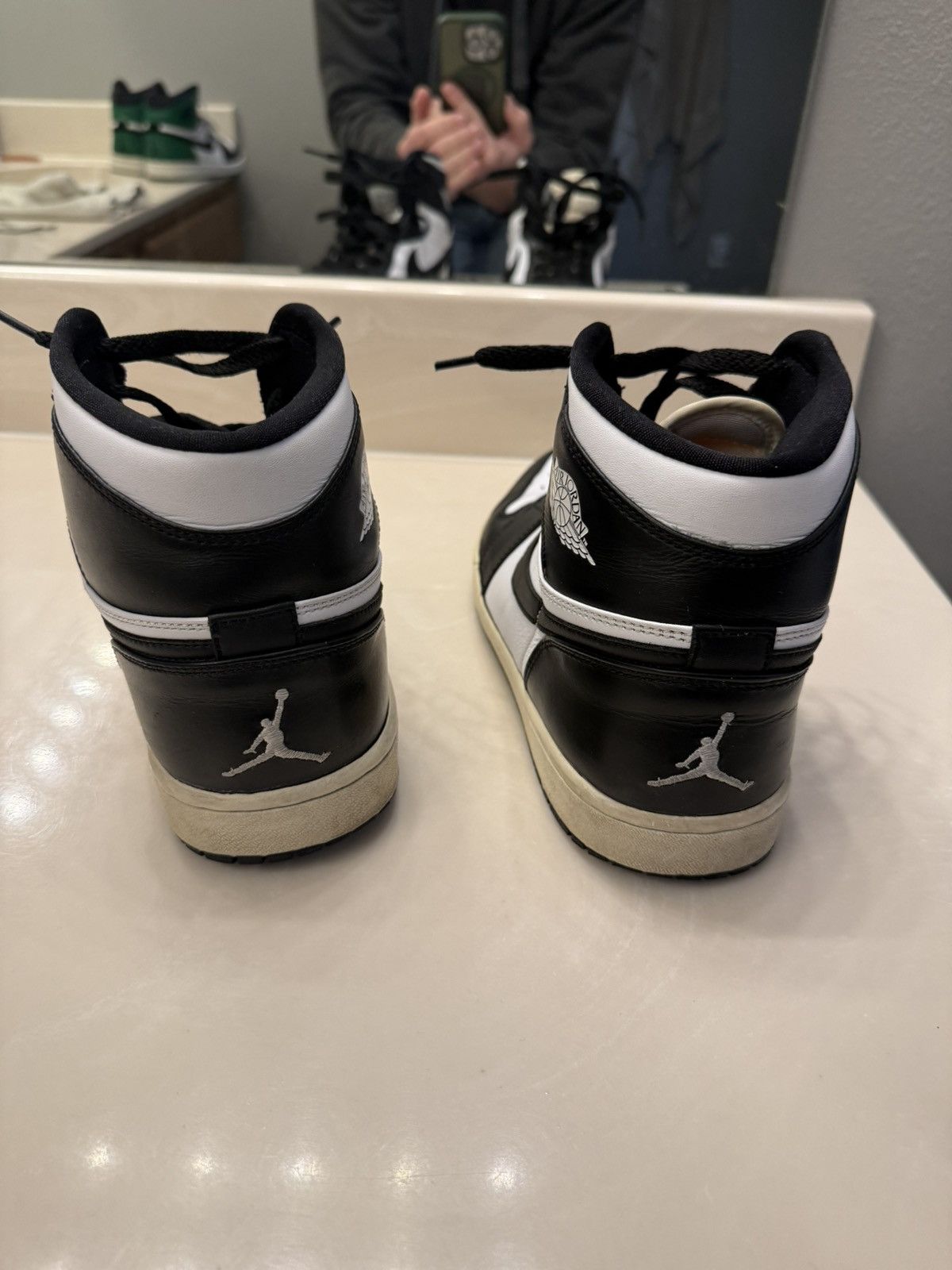 Nike Air Jordan 1 Retro Countdown Black and White Size US 9.5 / EU 42-43 - 5 Thumbnail
