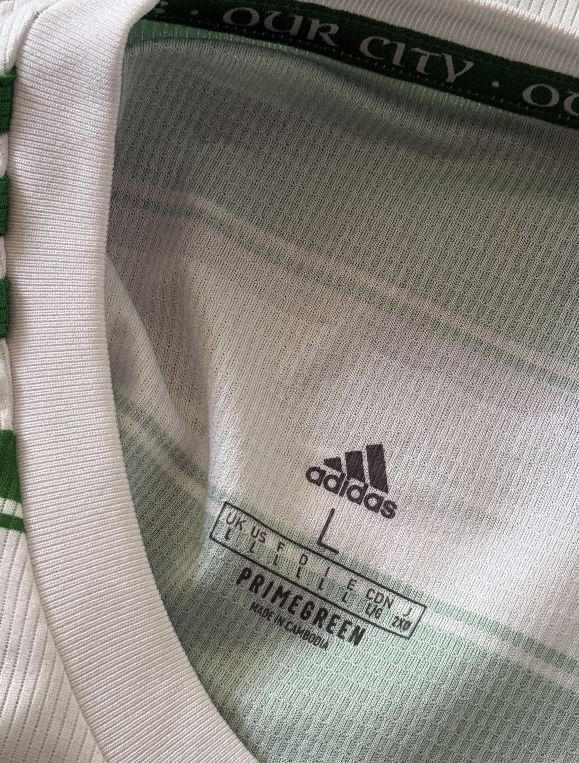 Adidas CELTIC 2021 2022 SHIRT FOOTBALL SOCCER JERSEY ADIDAS GT4565 Size US L / EU 52-54 / 3 - 2 Thumbnail