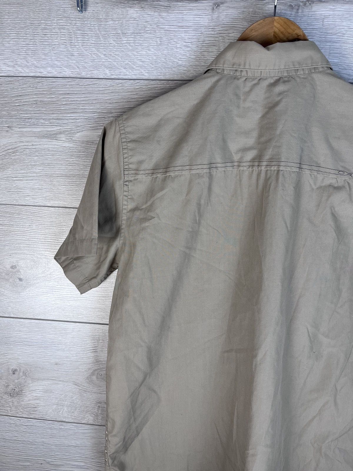 Oakley Vintage men’s t-shirt Oakley size S Y2K outdoor live Size US S / EU 44-46 / 1 - 11 Thumbnail