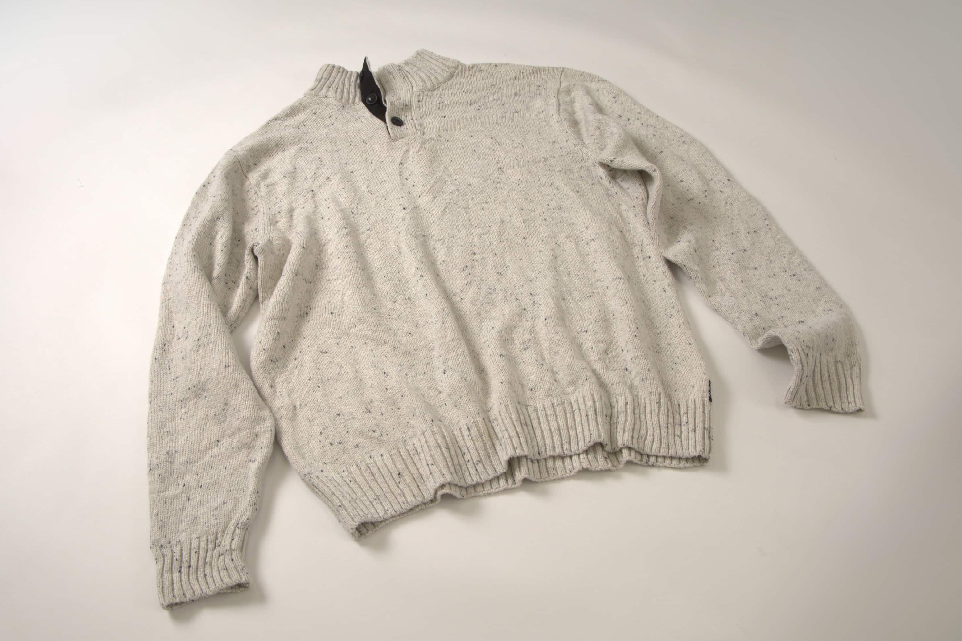 Chaps Ralph Lauren Vintage Chaps Grey Quarter Button Knit (Medium) Size US M / EU 48-50 / 2 - 1 Thumbnail