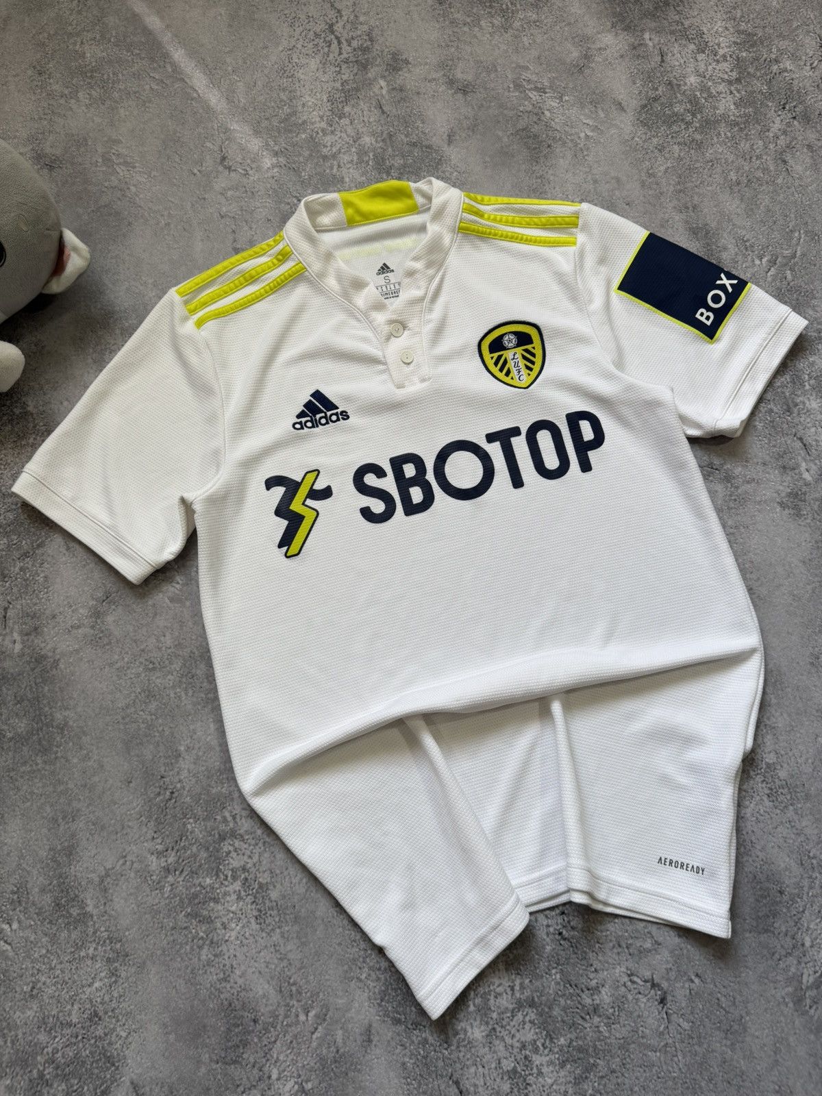 Adidas Adidas Leeds United 2021/22 Soccer Jersey Size US S / EU 44-46 / 1 - 2 Thumbnail