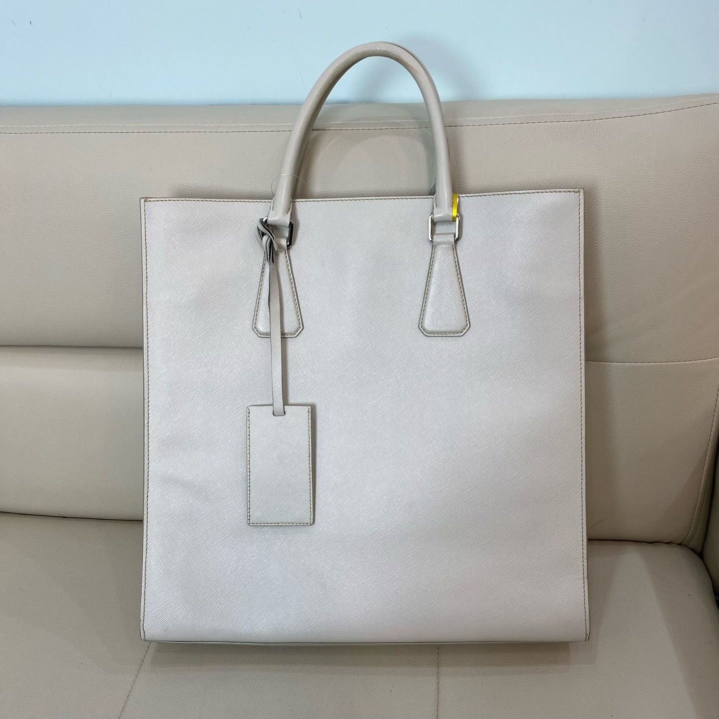 Prada Pre-loved Bag Very good condition Size ONE SIZE - 1 Thumbnail