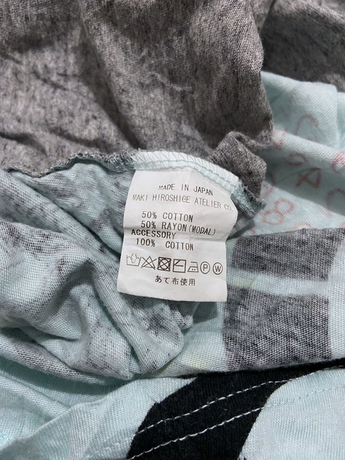 Yohji Yamamoto Vintage Long Sleeve Gomme ART Size M / US 6-8 / IT 42-44 - 8 Thumbnail