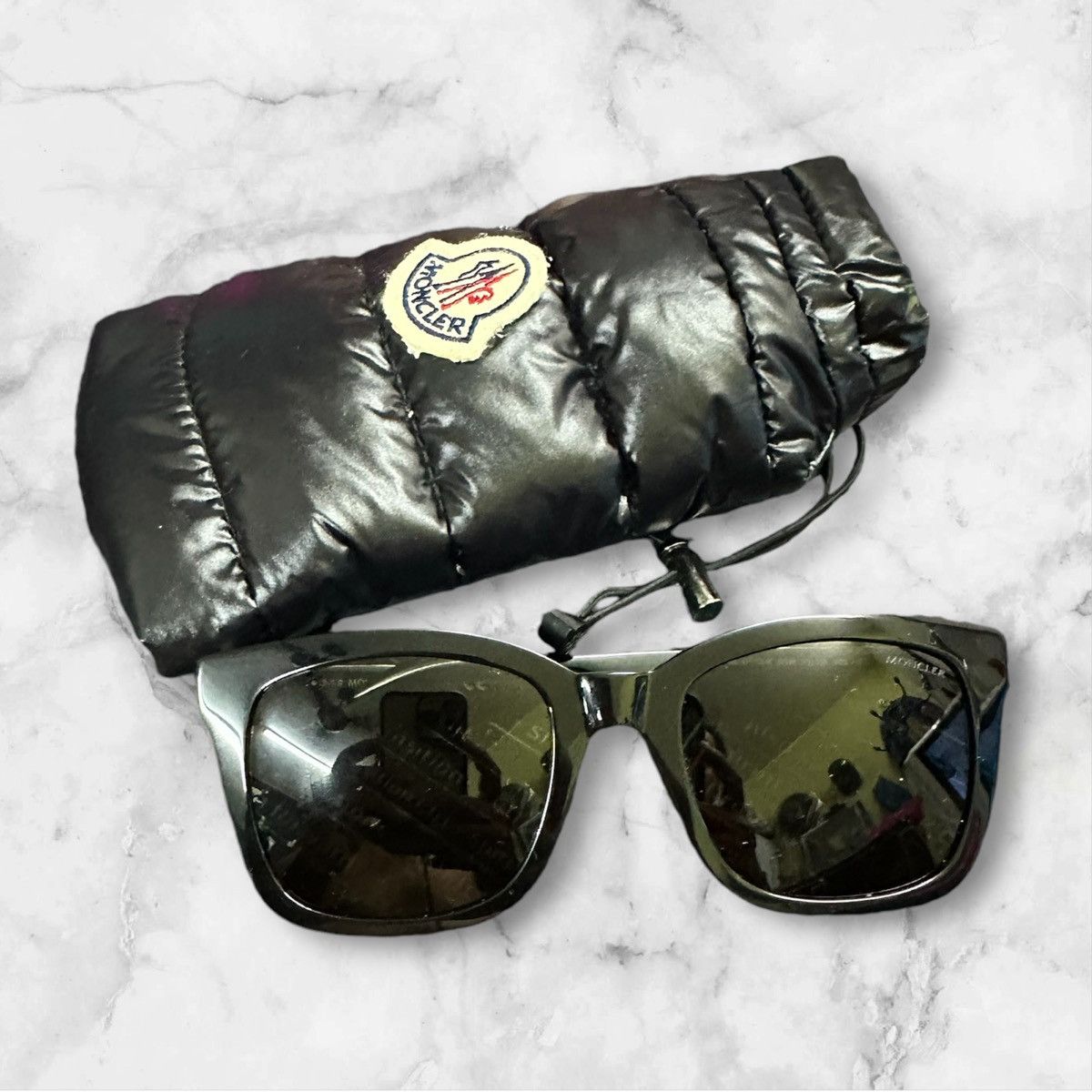 Moncler sunglass