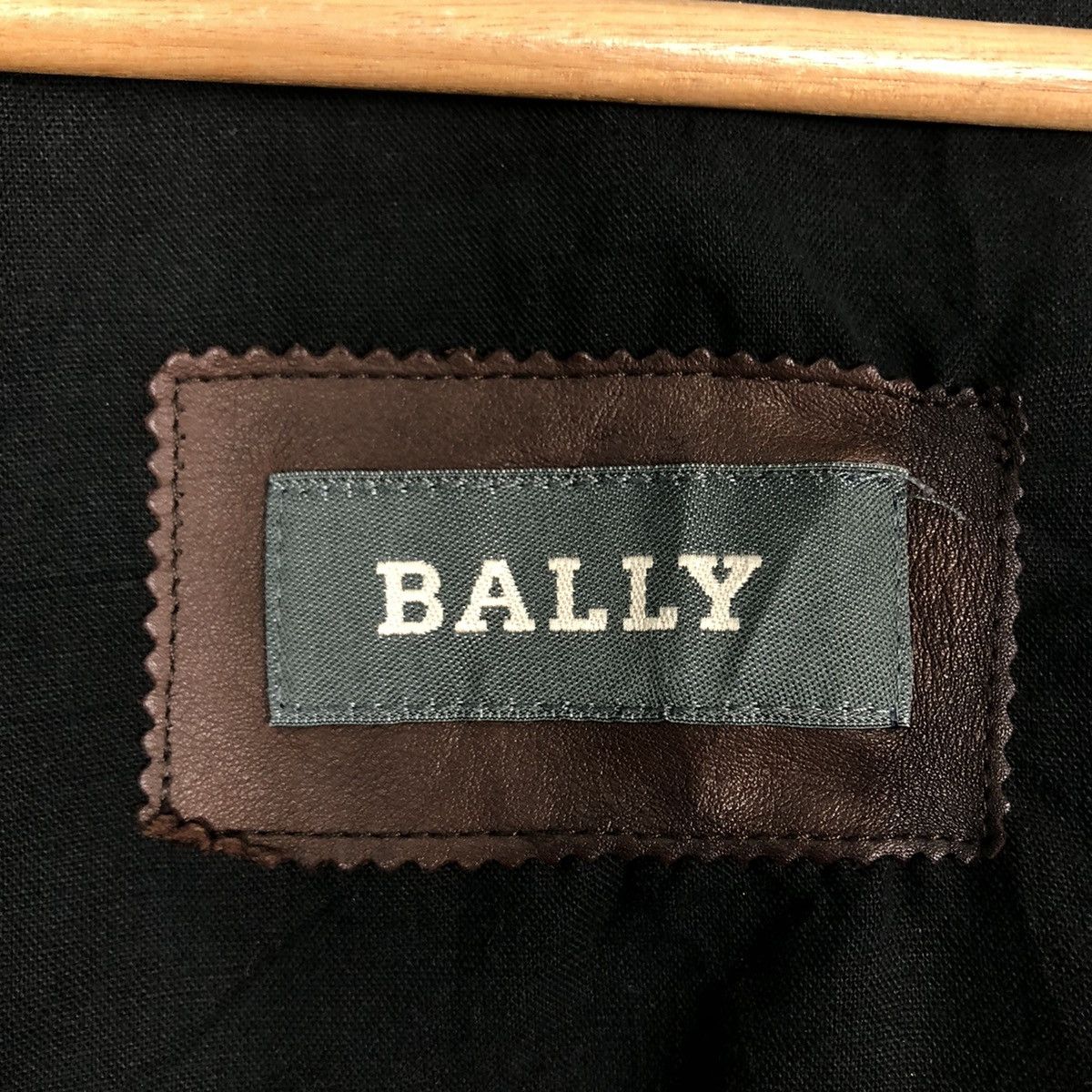 Bally 🔥Heavy Jacket Cargo Multi Pocket Bally Made in Italy Size US M / EU 48-50 / 2 - 13 Thumbnail