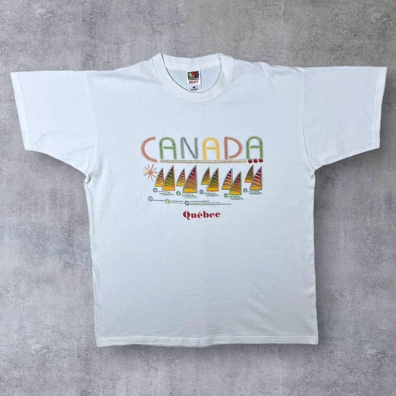 Fruit Of The Loom VINTAGE Canada "Quebec" Spellout Souvenir Graphic White T-Shirt XL Mens Jeans? Size US XL / EU 56 / 4 - 2 Thumbnail