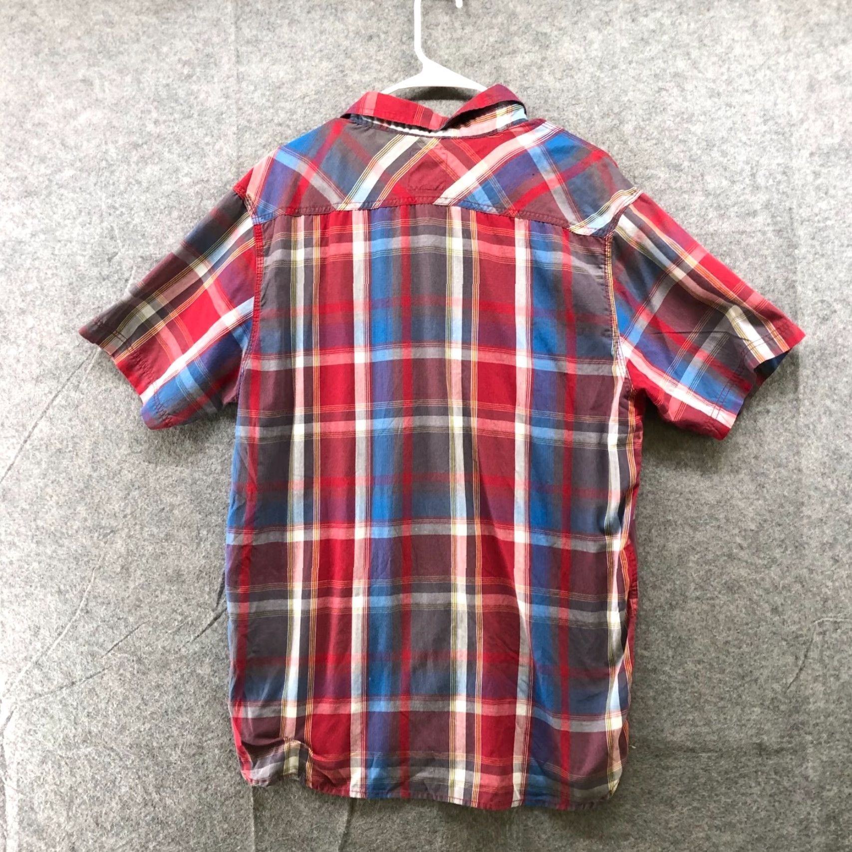 Levi's Levi's Shirt Short Sleeve Mens XL Red Plaid Button-Up Cotton Blend Pocketed Western Classic Everyday Size US XL / EU 56 / 4 - 2 Thumbnail