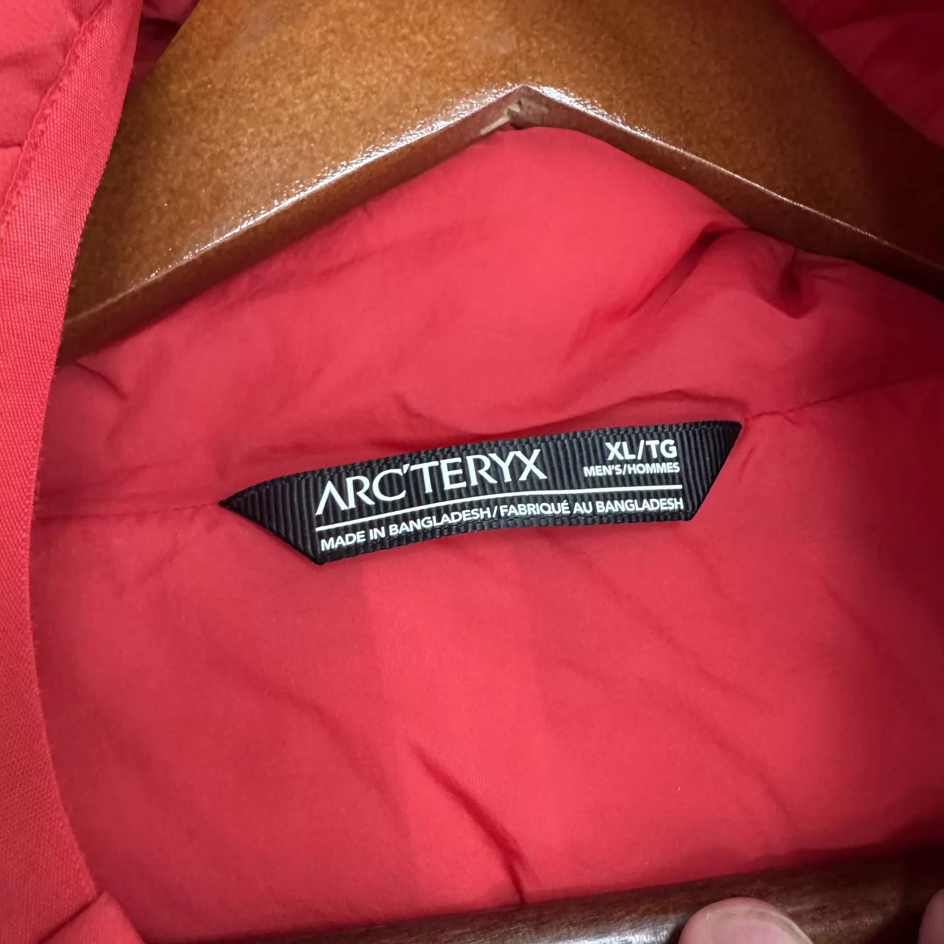Arc'teryx Arc'teryx Proton Jacket Red XL Worn Once Like New Size US XL / EU 56 / 4 - 5 Thumbnail
