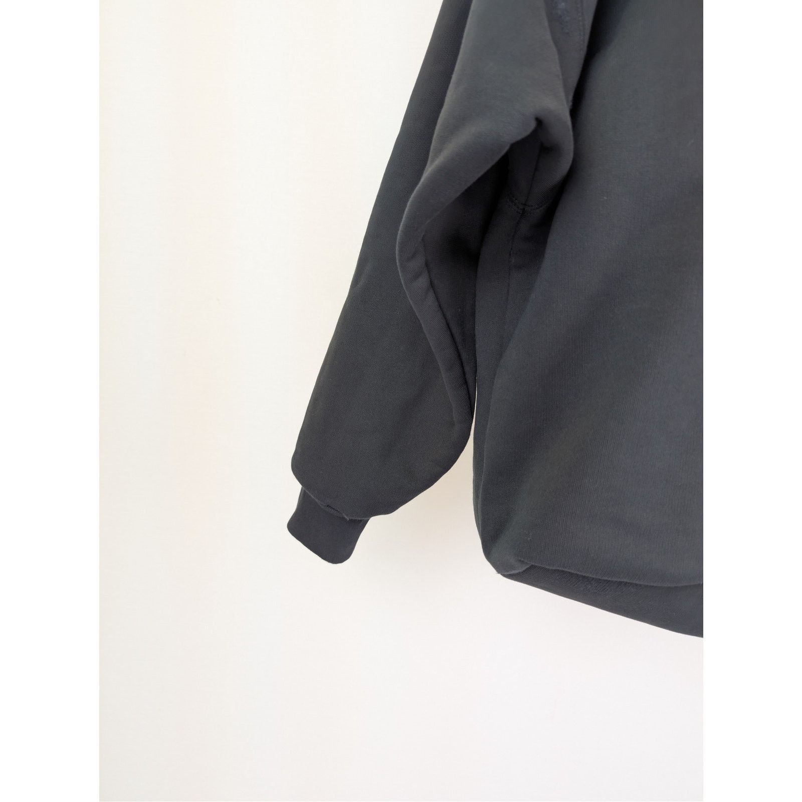 Balenciaga o1rshd1 Size: OS / Hoodie Bag in Black Size ONE SIZE - 14 Thumbnail