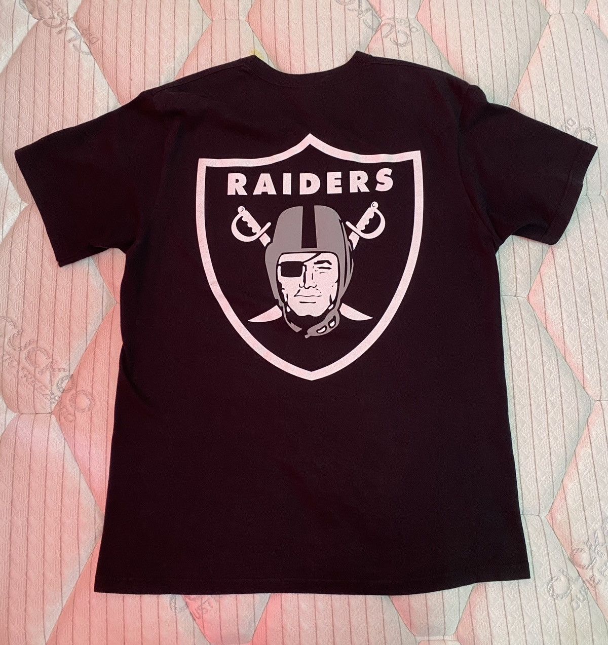 NFL × Supreme Supreme X Raiders X NFL Size US M / EU 48-50 / 2 - 2 Thumbnail