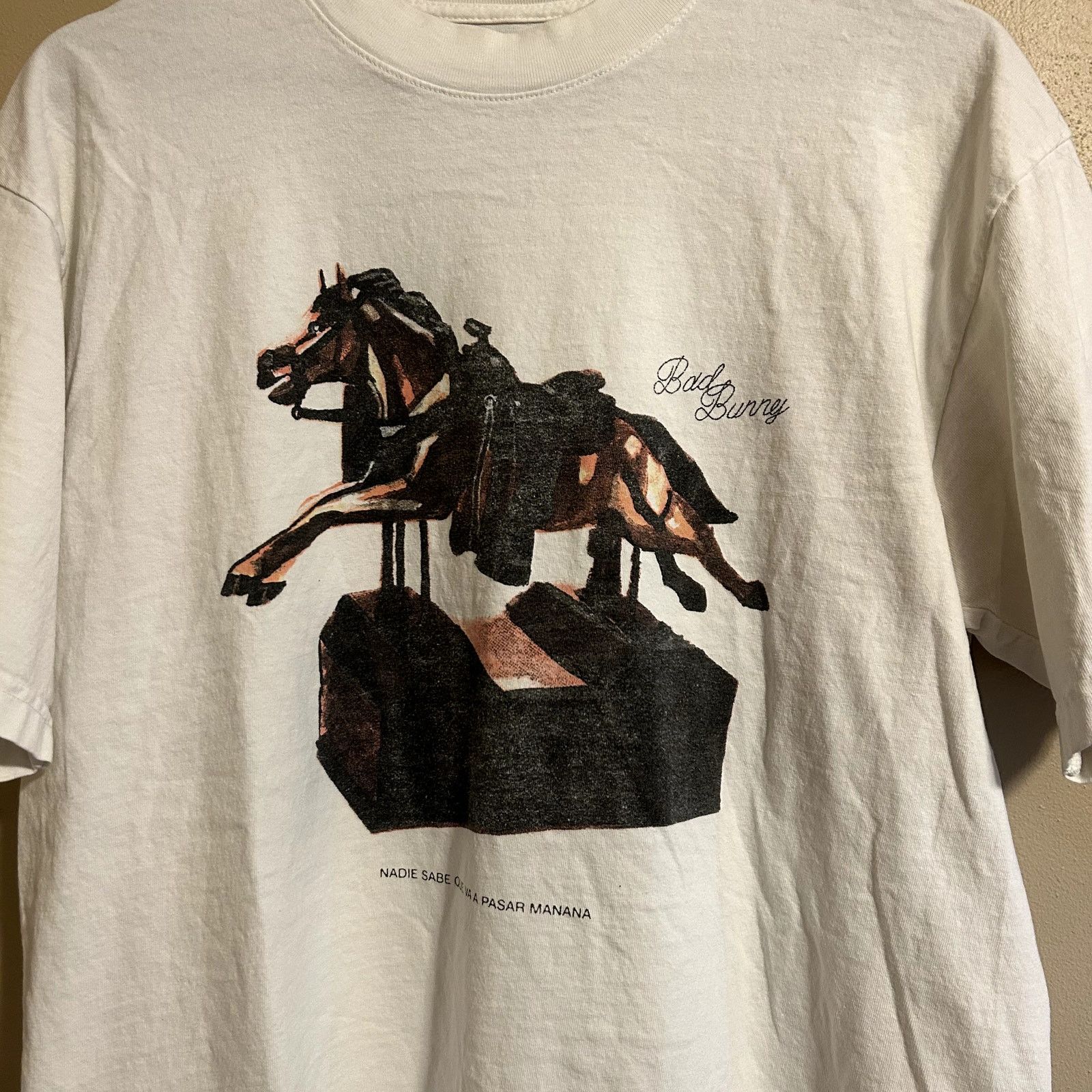 Vintage Bad Bunny Tour Merch Medium Size US M / EU 48-50 / 2 - 2 Thumbnail