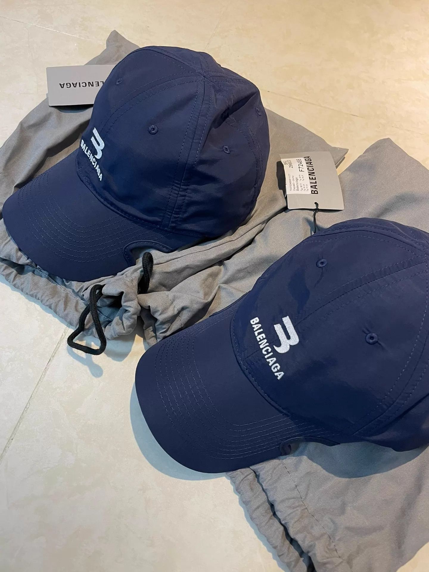 Balenciaga Balenciaga Nylon Dark Blue Slouch Cap L Size ONE SIZE - 4 Thumbnail