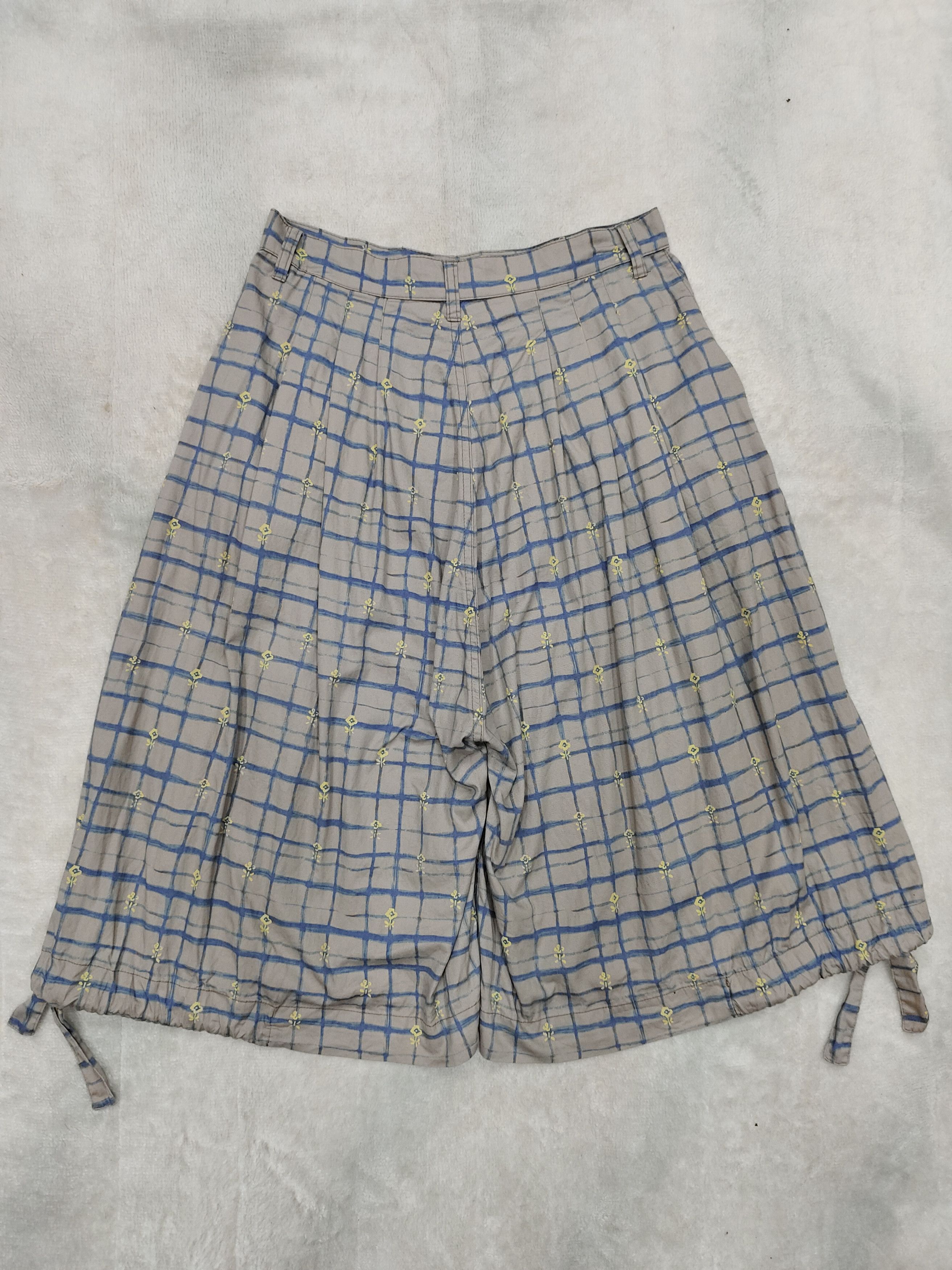 Ne-Net Ne-Net🇯🇵 Plaid Flowers Graphic Wide Leg Balloon Pants Size 29" - 4 Thumbnail