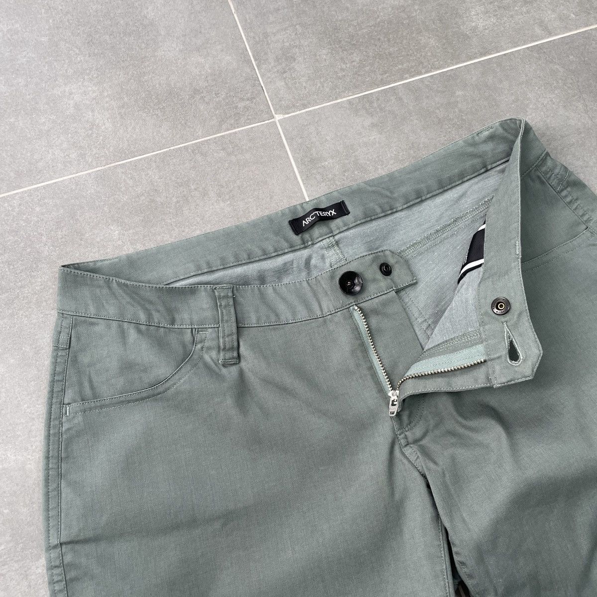 Arc'teryx Arcteryx Arc'teryx A2B Commuter Pant Women Size 8 Size 30" / US 8 / IT 44 - 6 Thumbnail