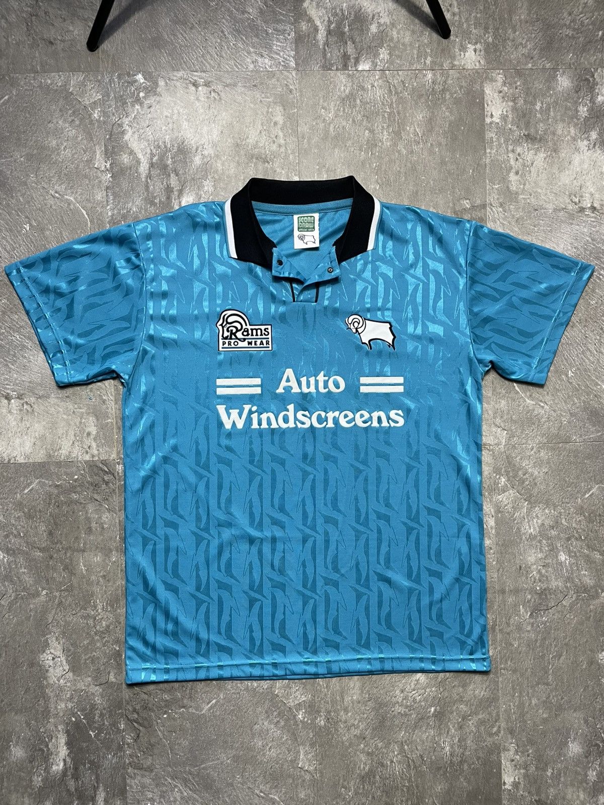 Vintage Retro Vintage Derby County 1994 1995 Away Soccer Jersey L Size US L / EU 52-54 / 3 - 1 Thumbnail