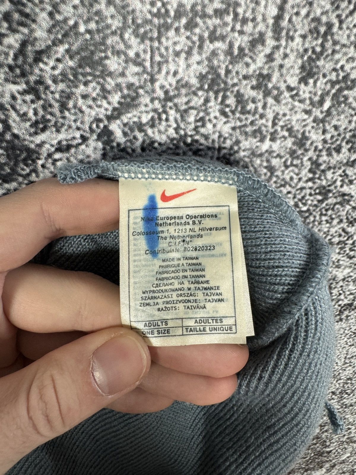 Nike Vintage 90s Nike Beanie Hat Swoosh Logo Streetwear Y2K Size ONE SIZE - 6 Thumbnail