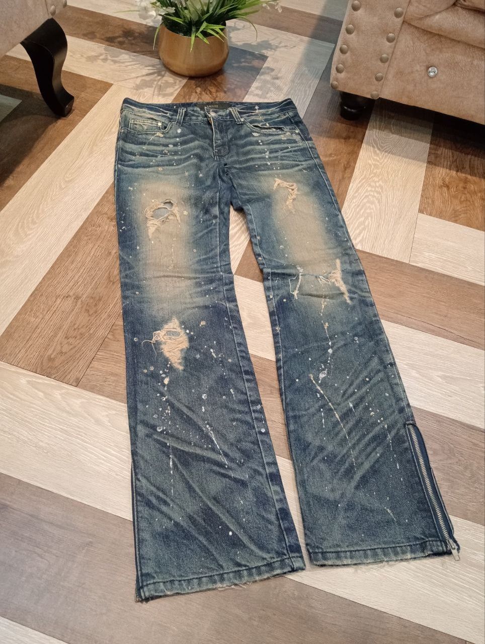 Japanese Brand LAGUST BLUE DISTRESSED ANKLE ZIP FLARED JEANS Size US 33 - 3 Thumbnail