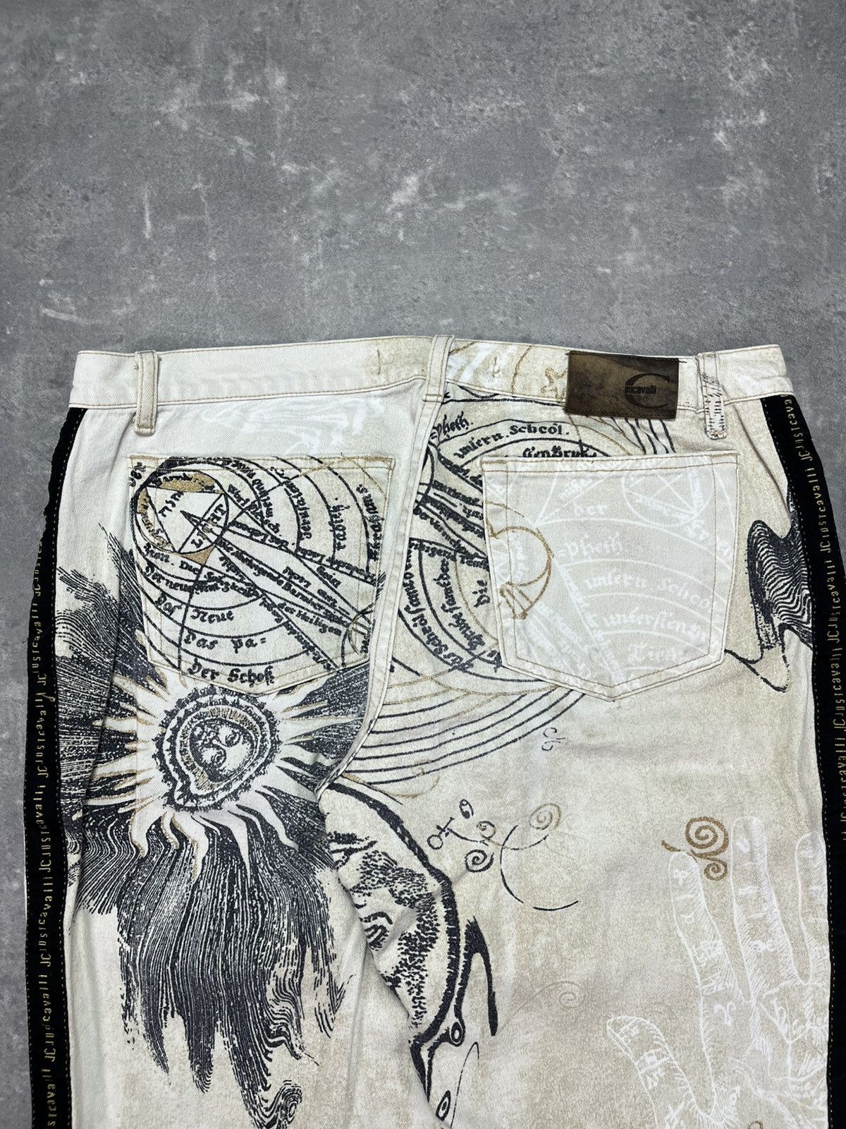 Just Cavalli 00s Just Cavalli Astrology Zodiac Denim Jeans 32 34 00s Size US 32 / EU 48 - 13 Thumbnail