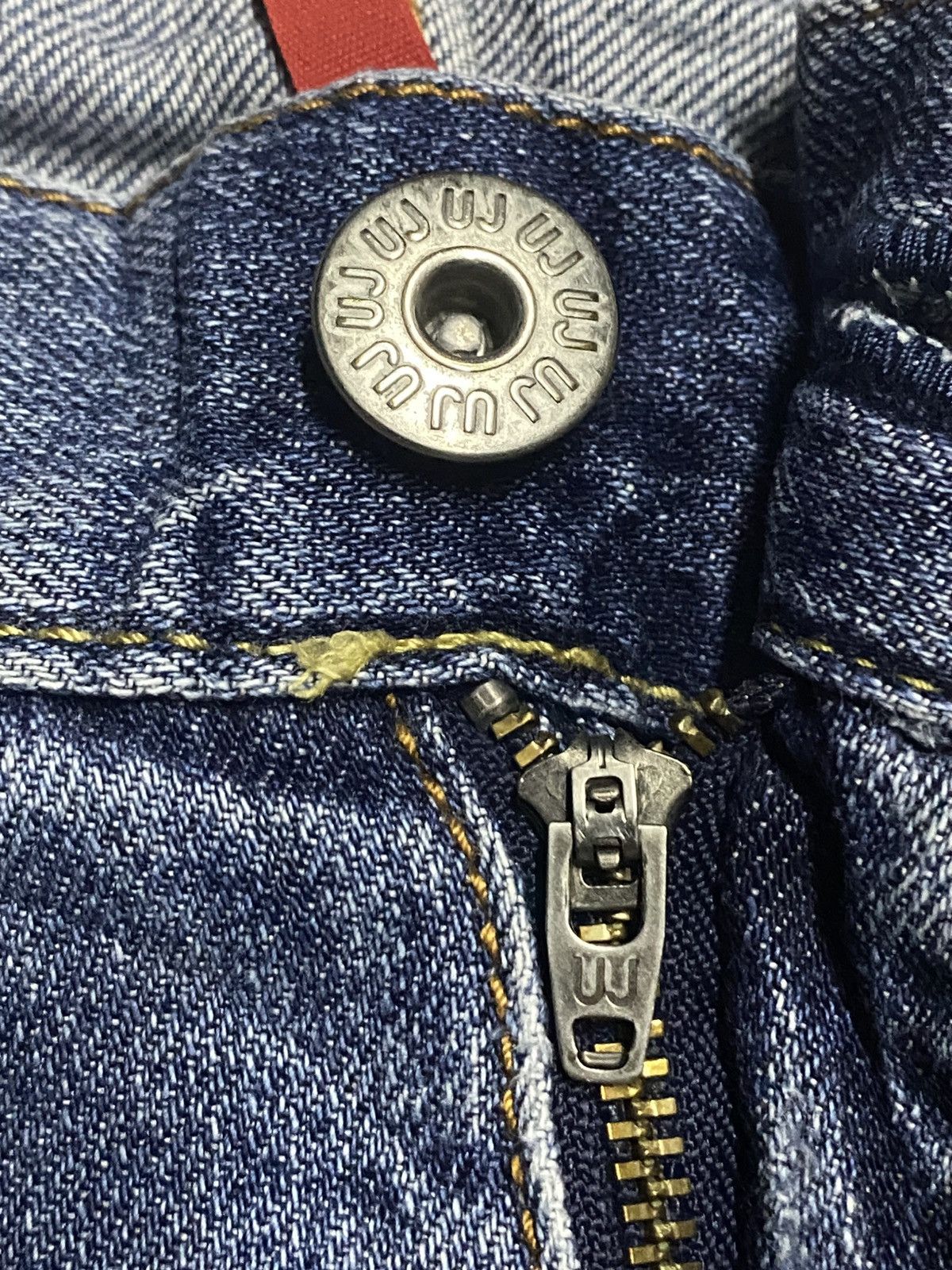 Uniqlo Uniqlo UJ Faded Wash Distressed Loose Jeans Size US 32 / EU 48 - 10 Thumbnail