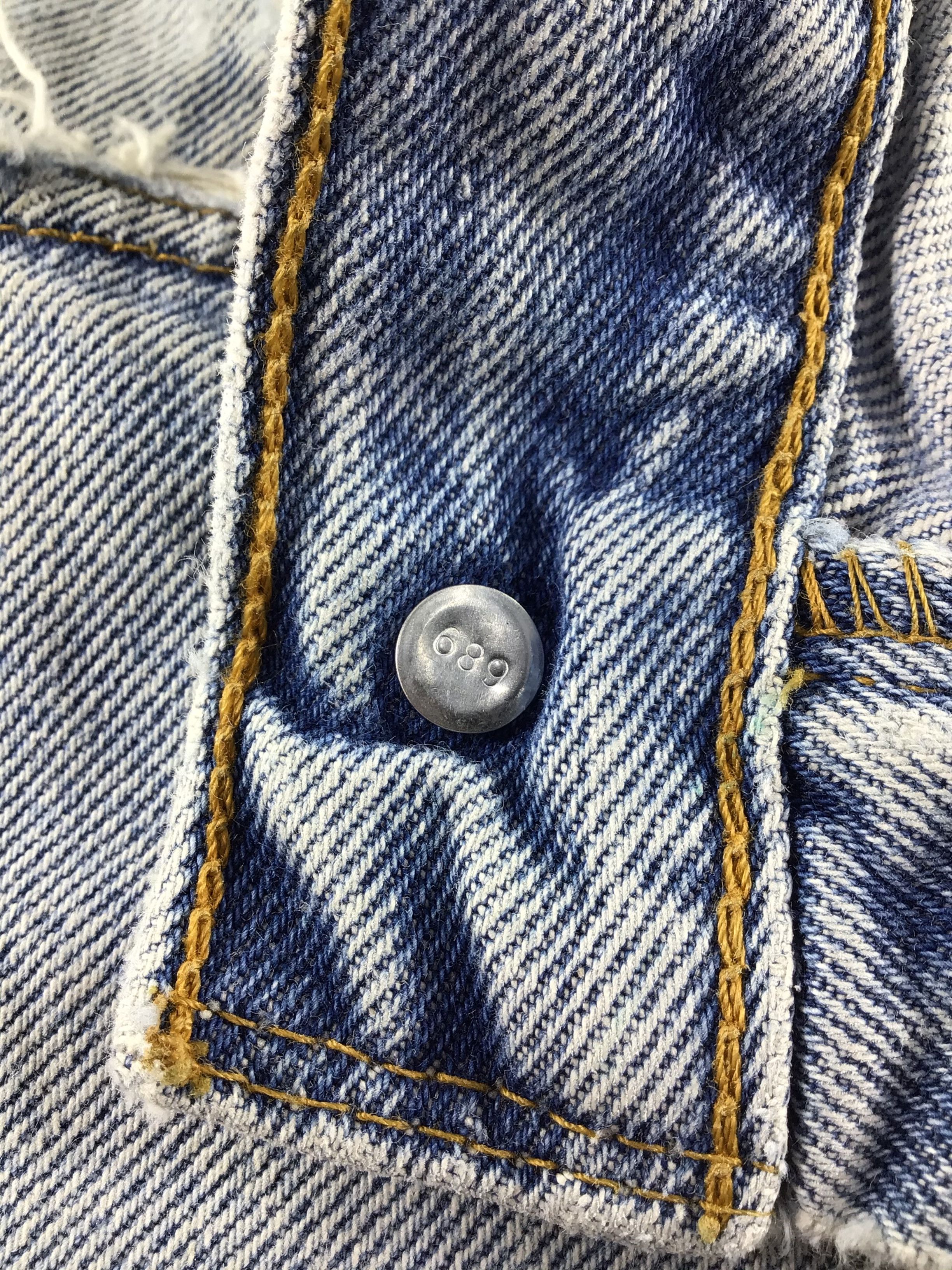 Levi's Vintage Levis 505 Jeans Light Wash -J465 Size US 34 / EU 50 - 9 Thumbnail