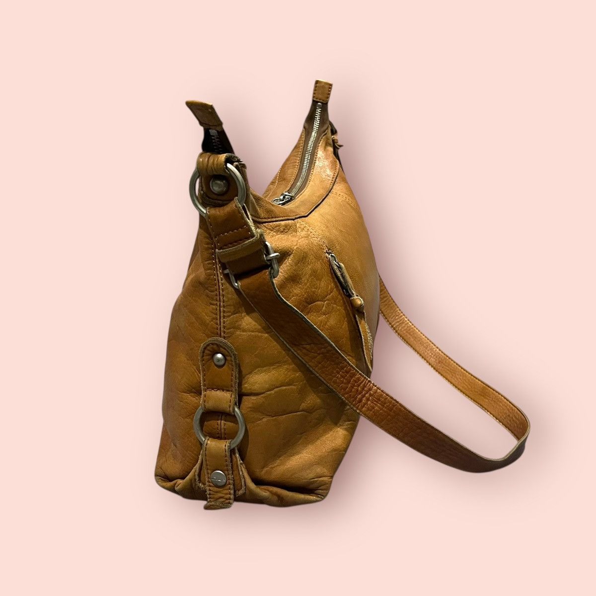 Dakota Grizzly × Japanese Brand × Leather VINTAGE DAKOTA JAPAN LEATHER CROSSBODY SHOULDER SLING BAG Size ONE SIZE - 13 Thumbnail