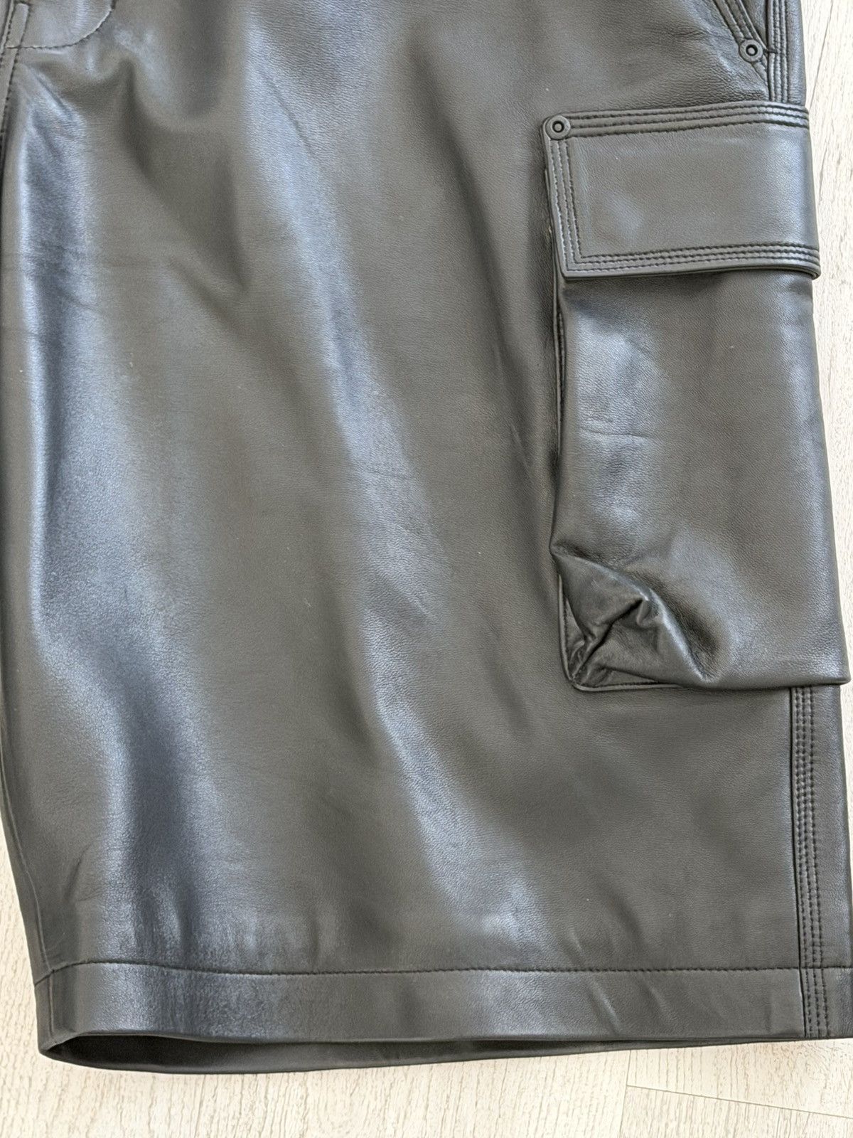 Purple Brand Purple Brand Leather Cargo Shorts Authentic 36 Size US 36 / EU 52 - 4 Thumbnail
