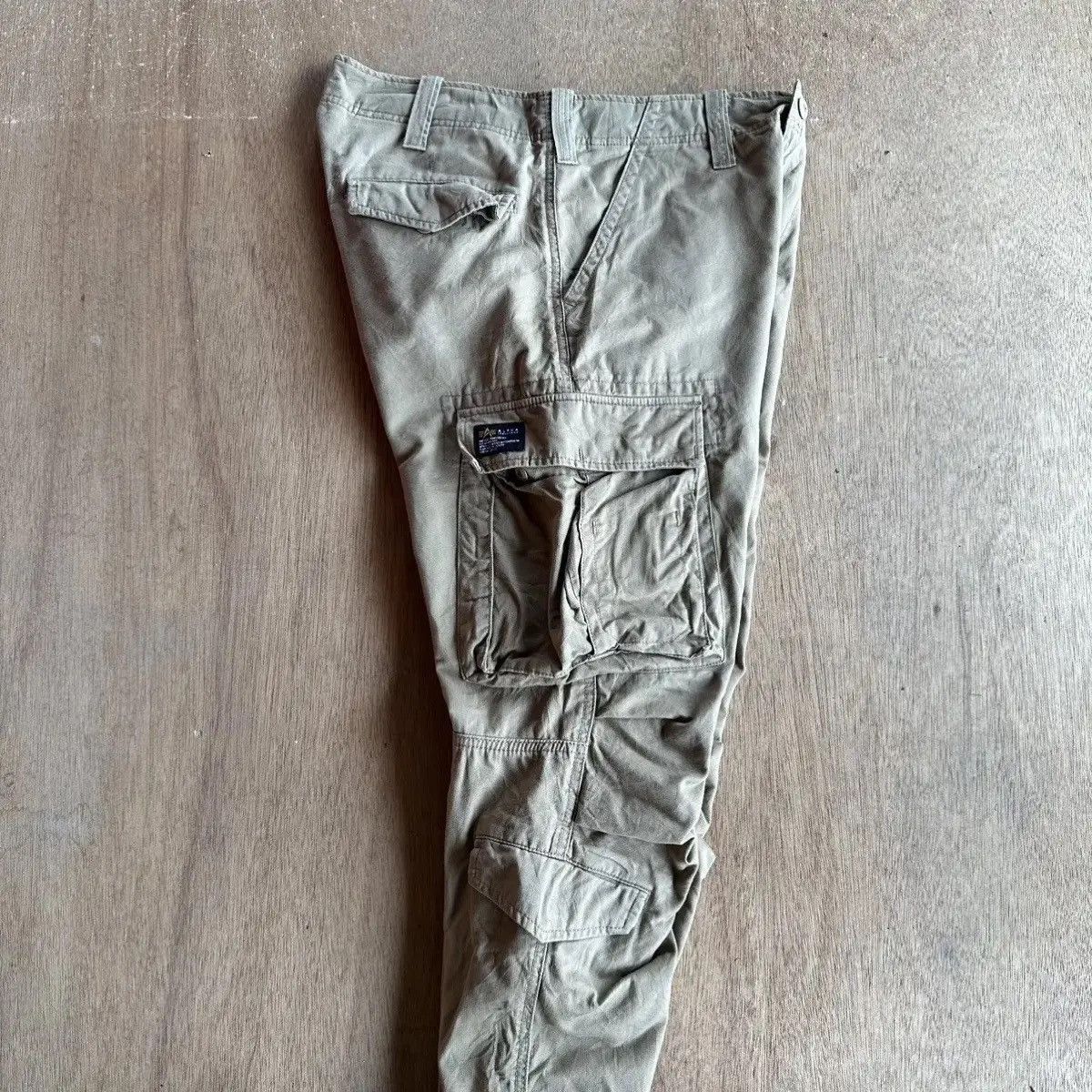 Japanese Brand BIG POCKET ALPHA INDUSTRIES TACTICAL MULTIPOCKET LOOSE CARGO Size US 33 - 17 Thumbnail