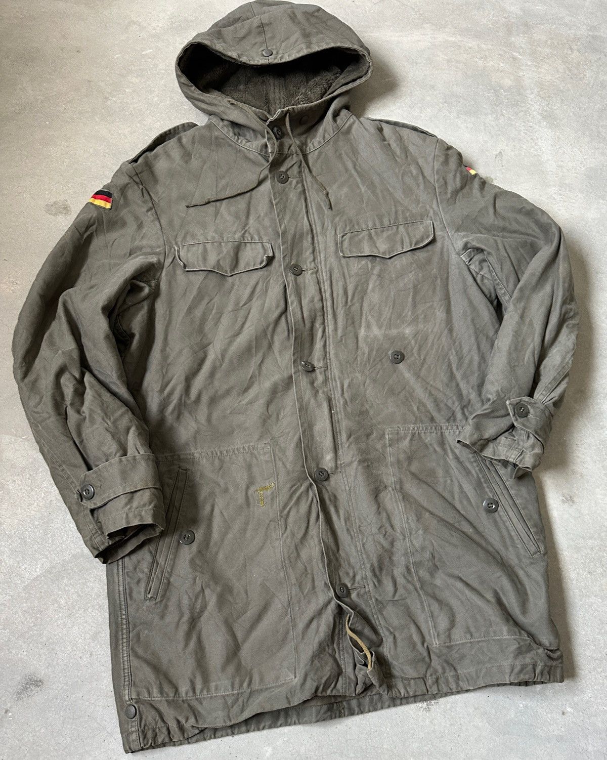GmbH VINTAGE GERMANY ARMY MILITARY HEAVY JACKET Size US L / EU 52-54 / 3 - 2 Thumbnail