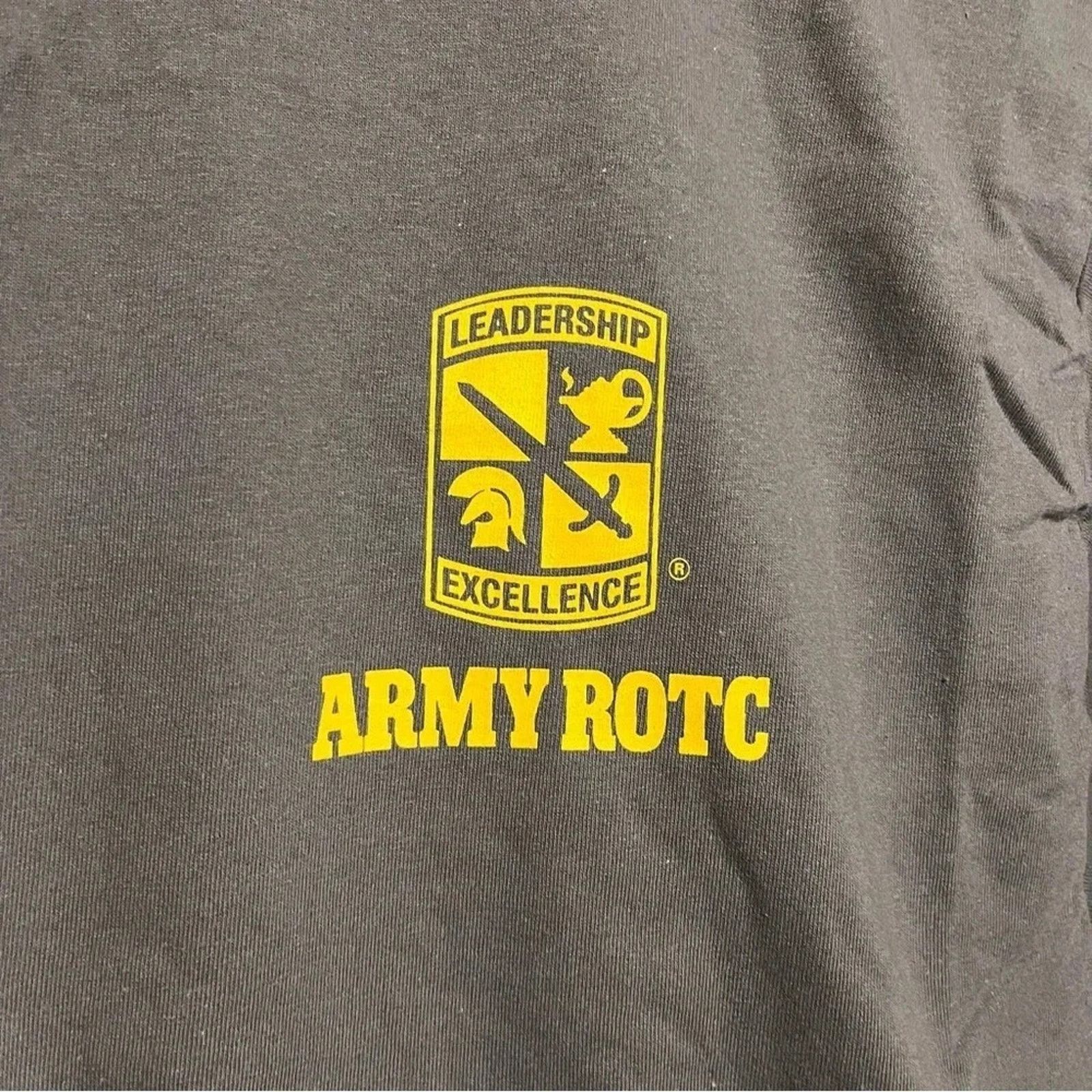 Gildan Army ROTC Men Leadership Grey T-Shirt Size XXL NEW Size US XXL / EU 58 / 5 - 6 Thumbnail