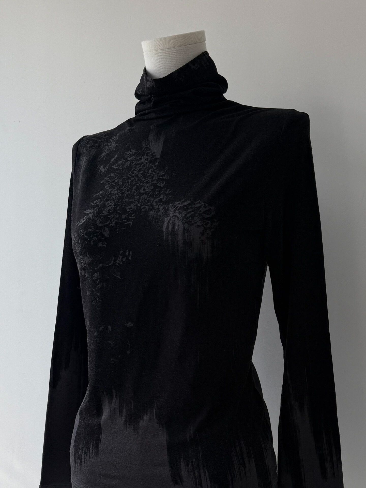 Yohji Yamamoto black mock neck long sleeve top Size M / US 6-8 / IT 42-44 - 1 Thumbnail
