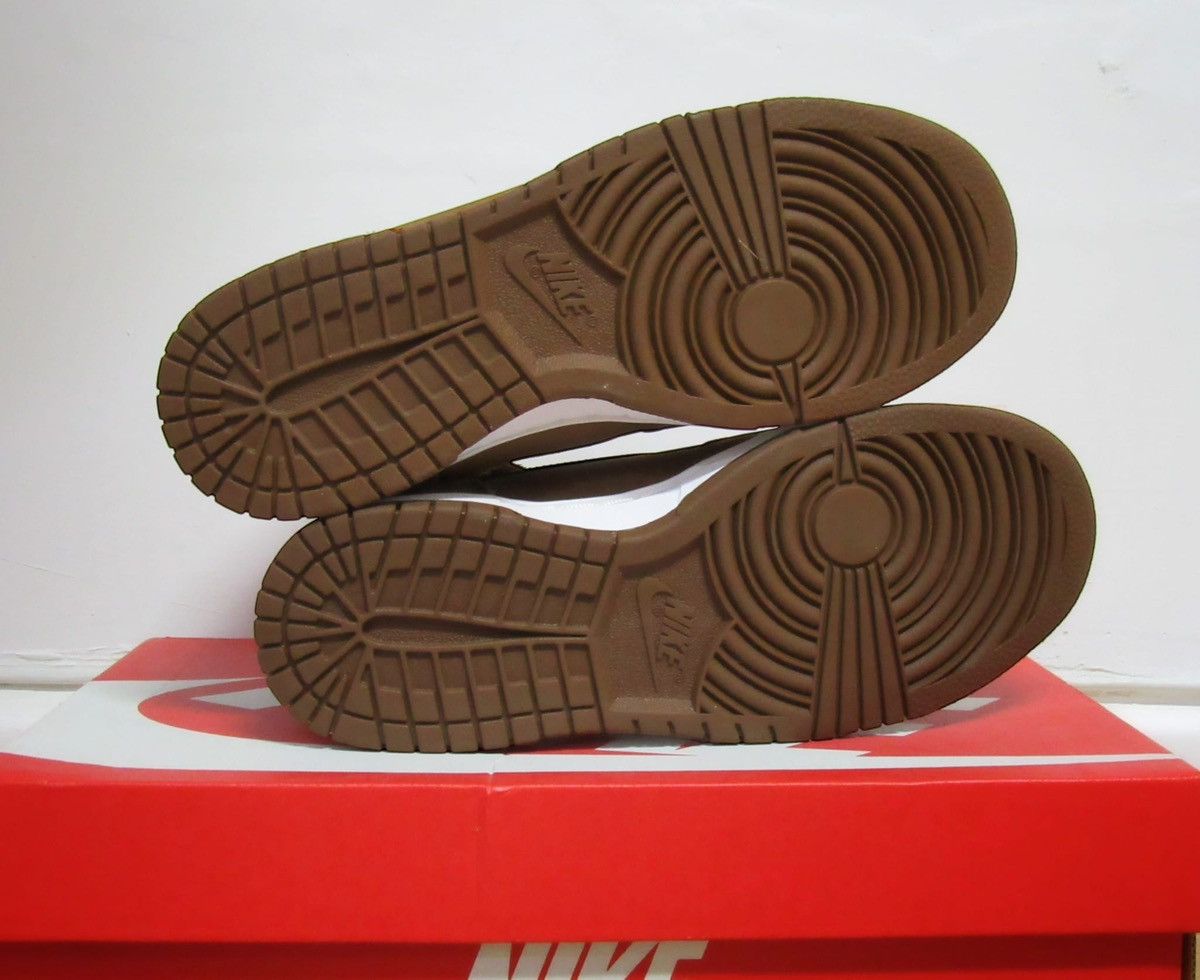 Nike Nike WMNS Dunk High Premium Pecan, size EU 40.5-US 9 Size US 10.5 / IT 40.5 - 7 Thumbnail