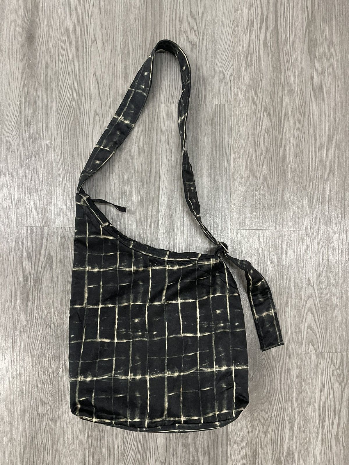 Paul Smith × Vintage Unisex 90s Paul Smith Spectra tech crossbody bag Size ONE SIZE - 2 Thumbnail
