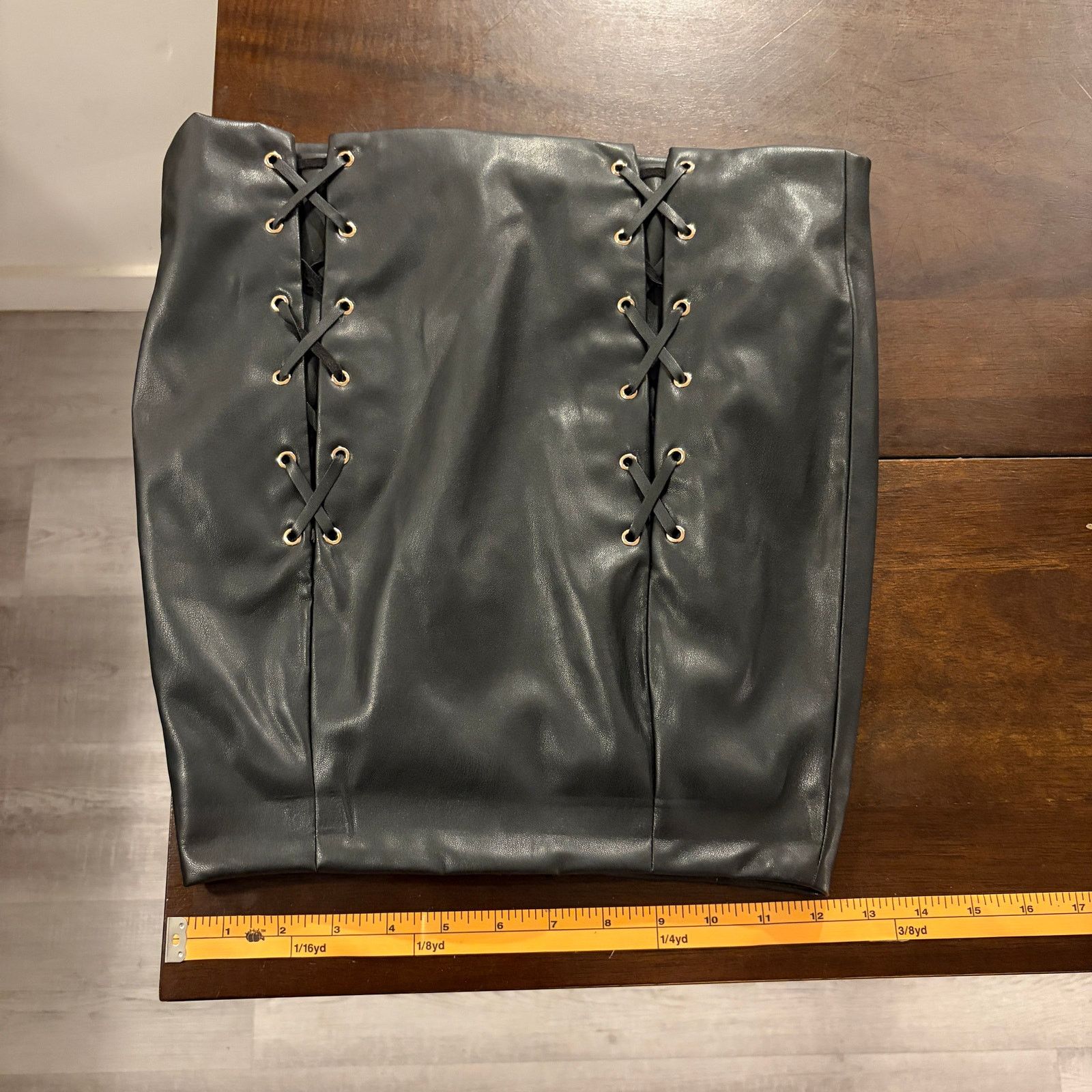 Bebe Bebe Womens Black Faux Leather Lace Up Mini Skirt Size 00 Size 24" / US 00 / IT 34 - 6 Thumbnail