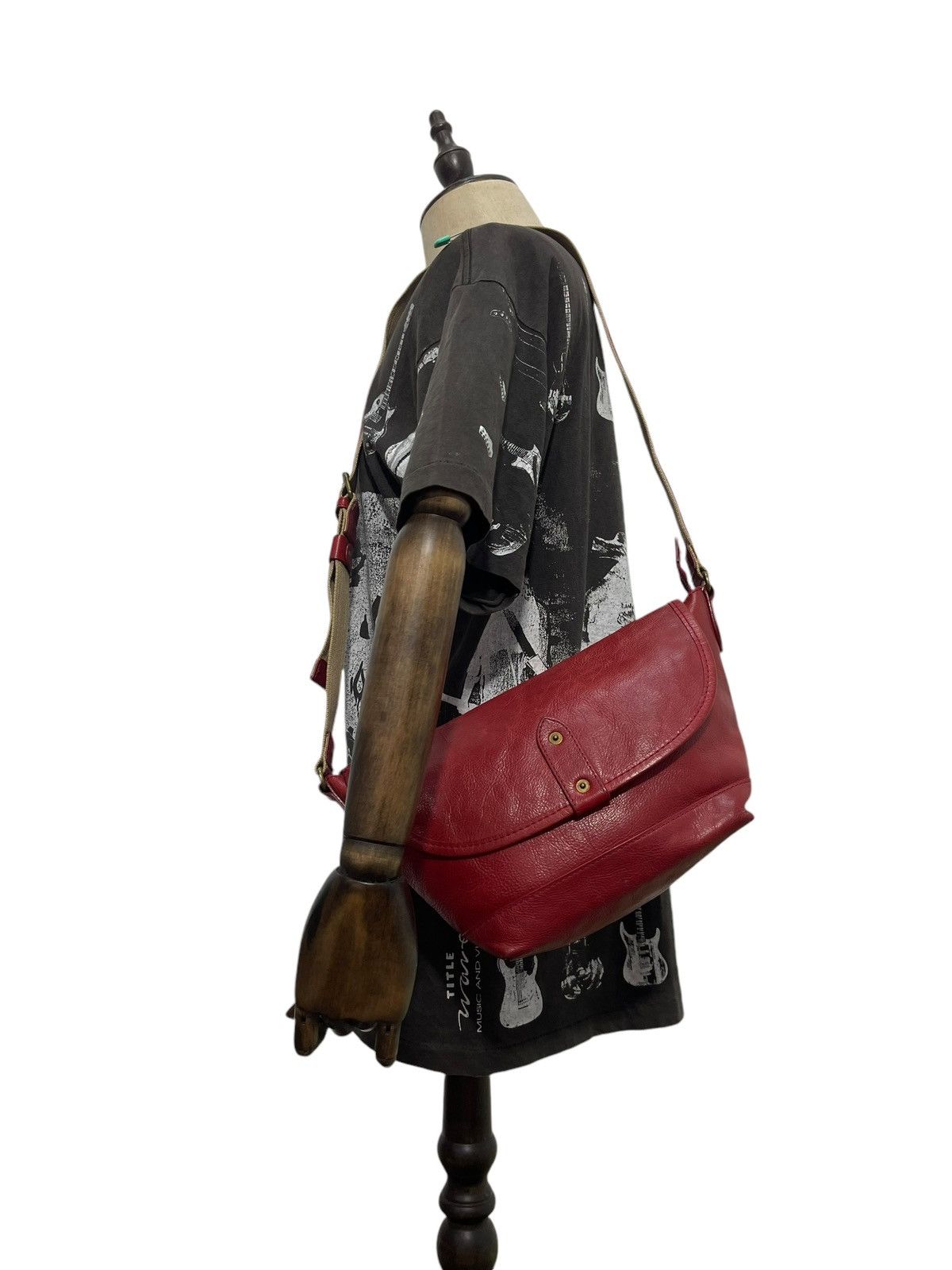 Japanese Brand Full Leather Effy Modern Design Cross Body Bag 1🟩0 Size ONE SIZE - 1 Thumbnail