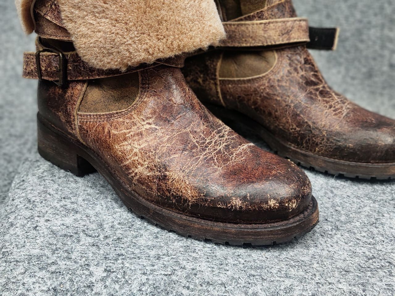 Sendra Sendra handmade design Ankle Brown Leather Womens fur boots Size US 7 / IT 37 - 15 Thumbnail