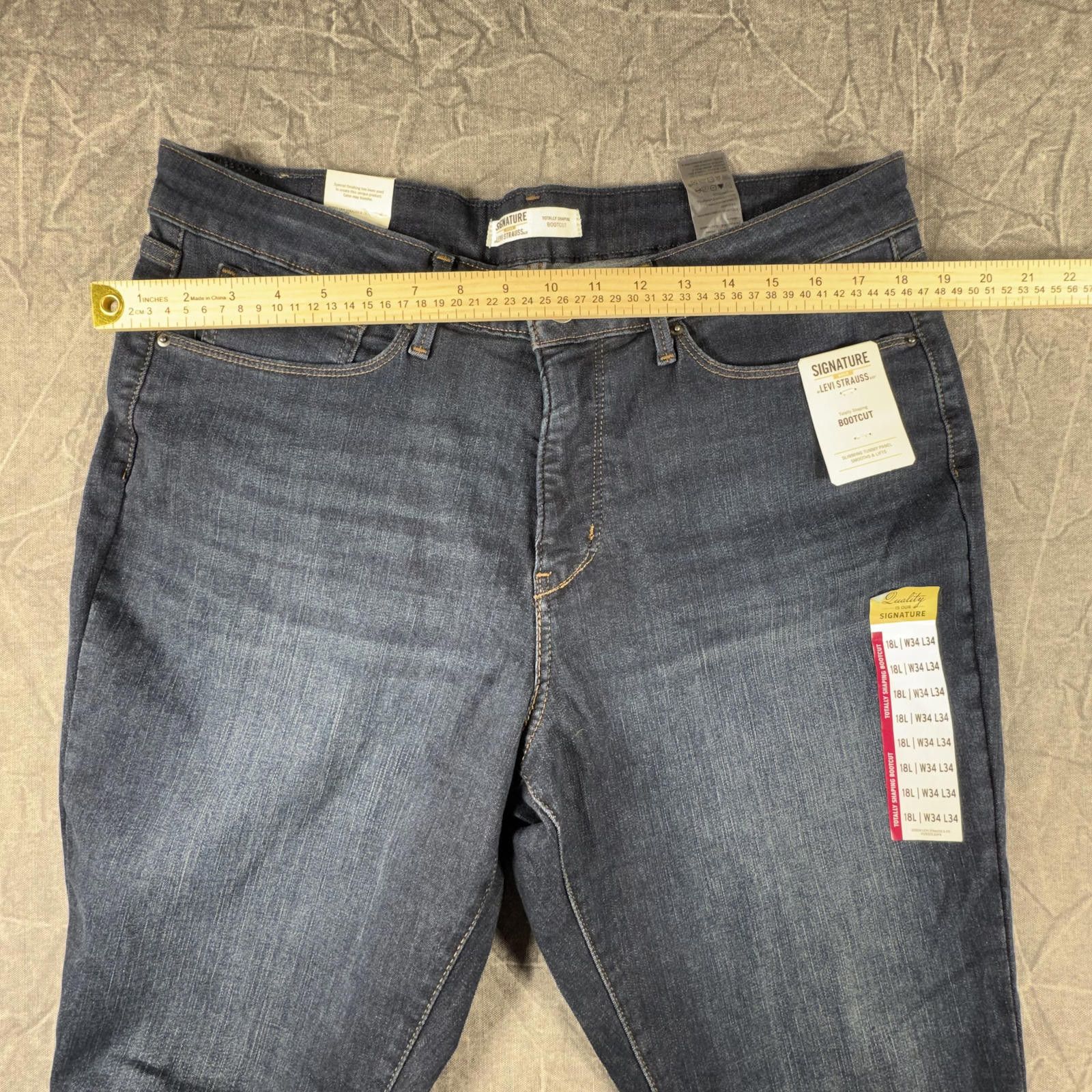 Levi's Levi's Jeans Women's 34x34 Blue Strauss Signature NEW Size 34" / US 12 / IT 48 - 4 Thumbnail